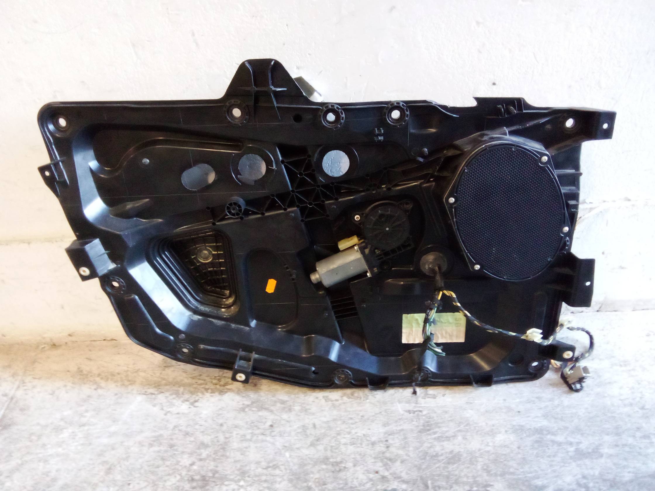 Alzacristallo elettr. porta ant. sx.