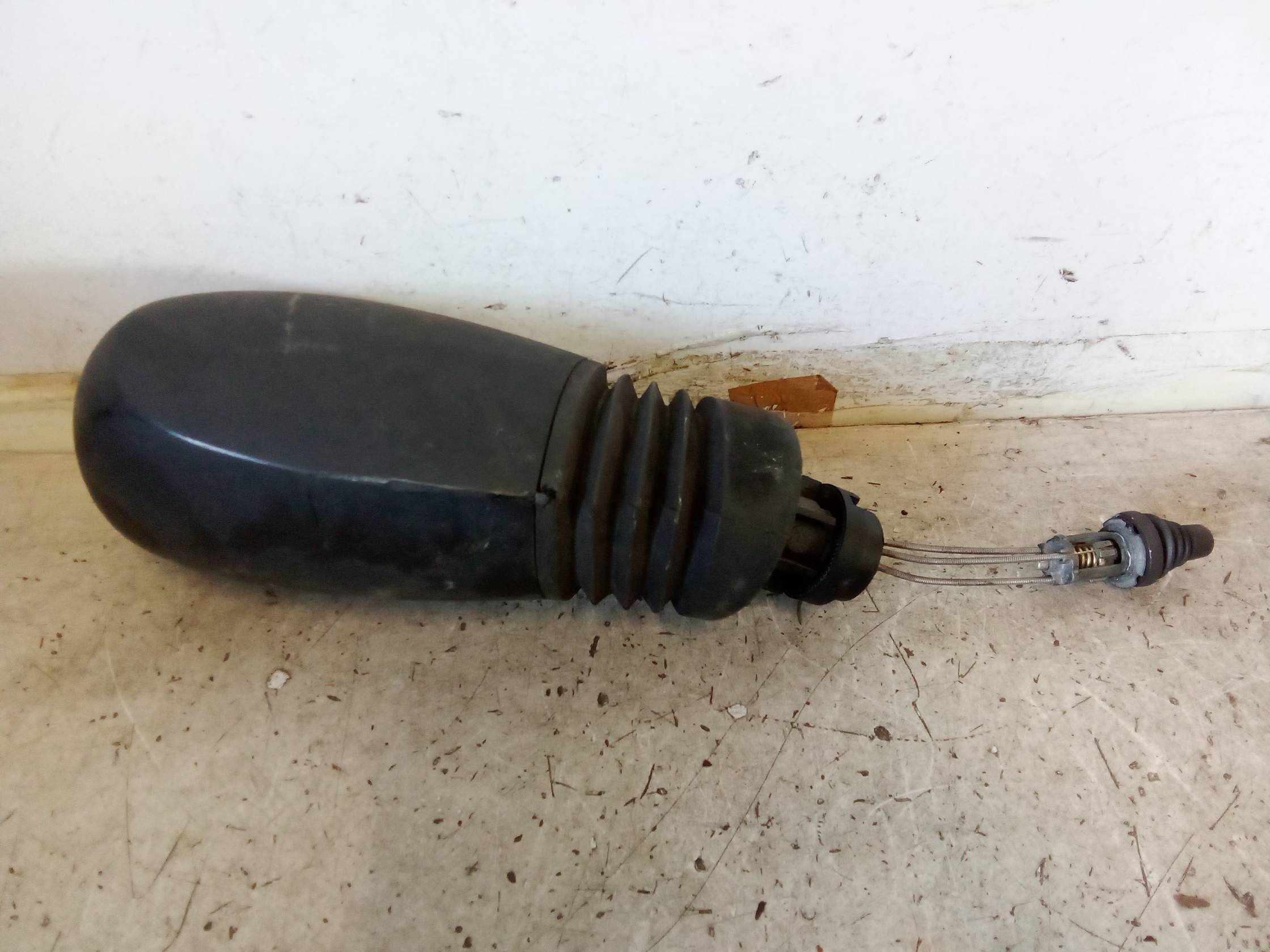 Retrovisore est. dx.