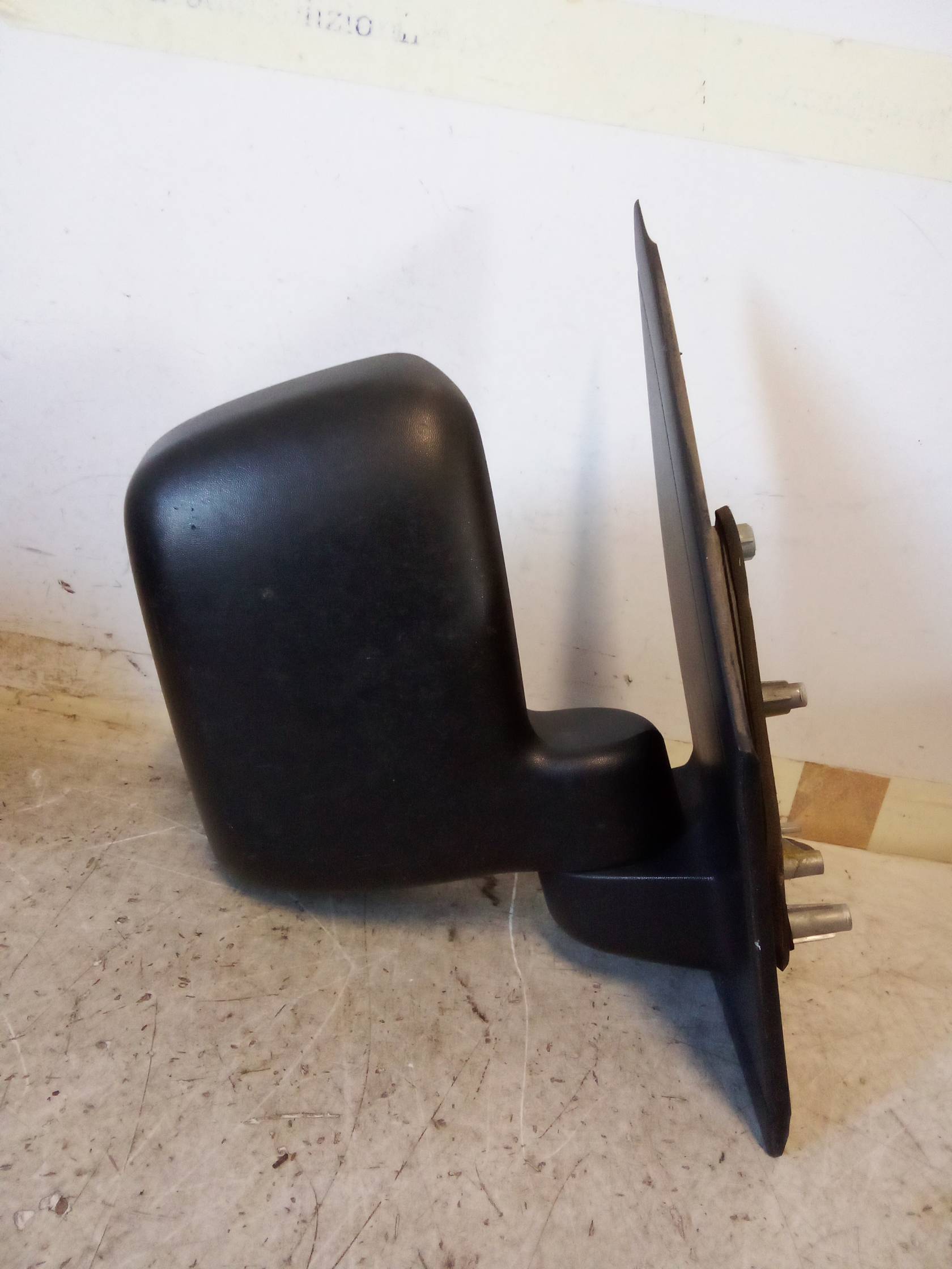 Retrovisore est. dx.