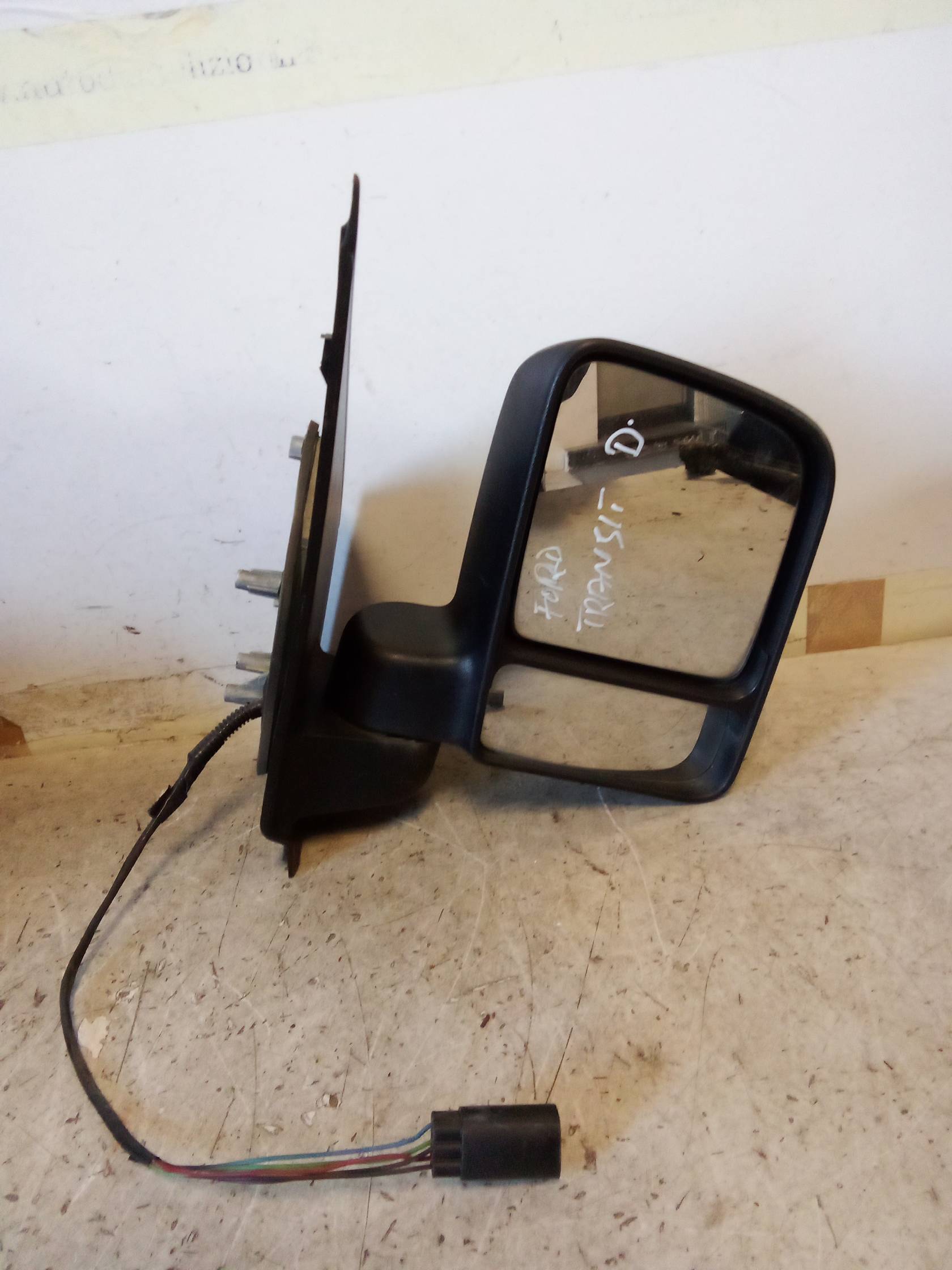 Retrovisore est. dx.