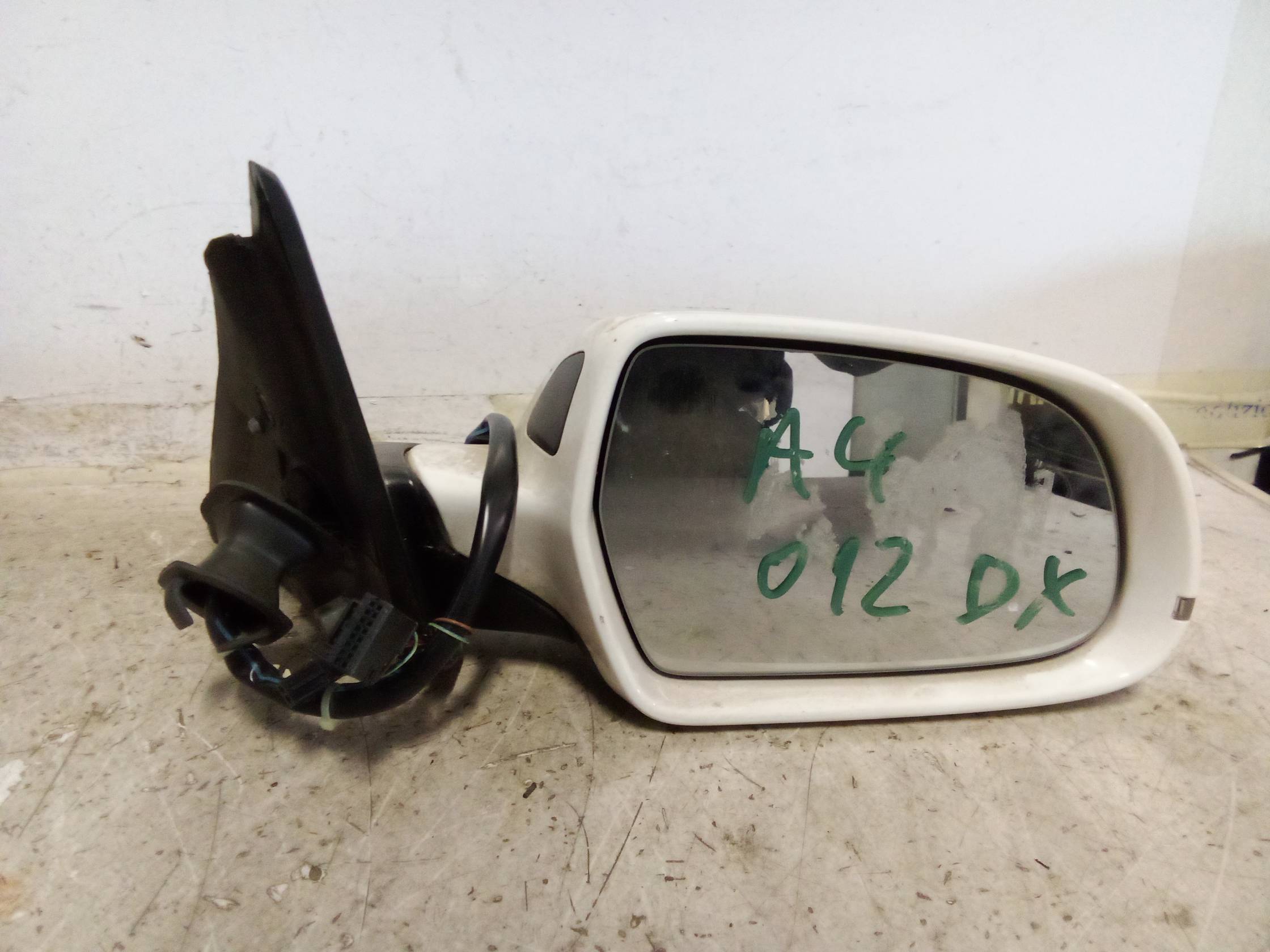 Retrovisore est. regolaz. elettr. dx.