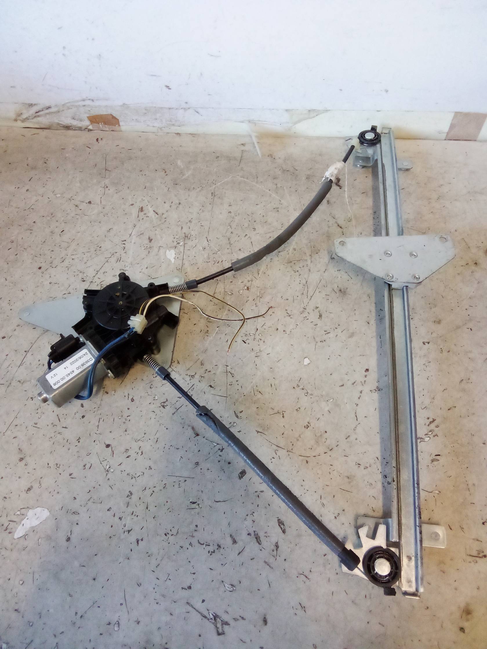 Alzacristallo elettr. porta ant. sx.