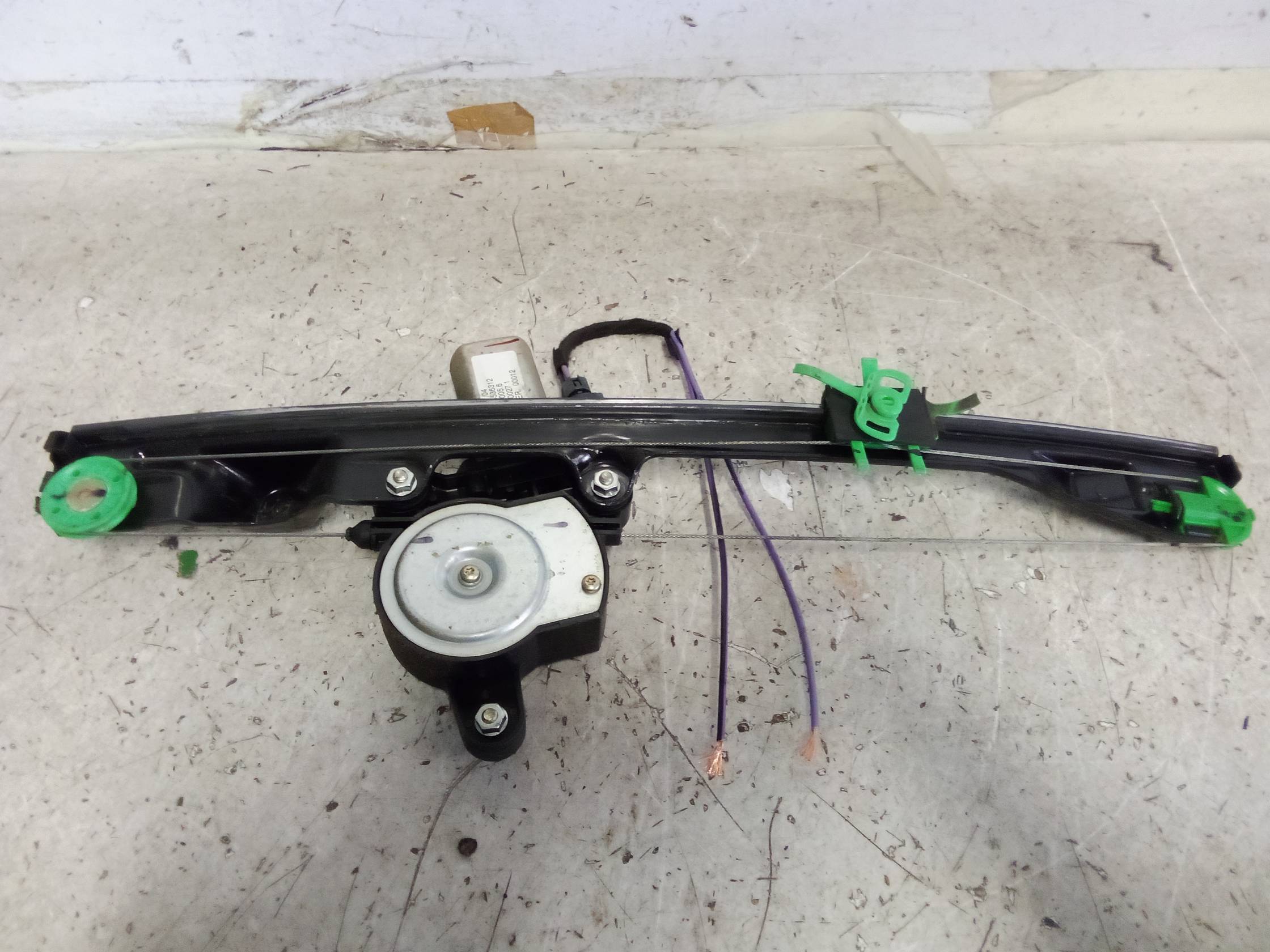 Alzacristallo elettr. porta ant. sx.