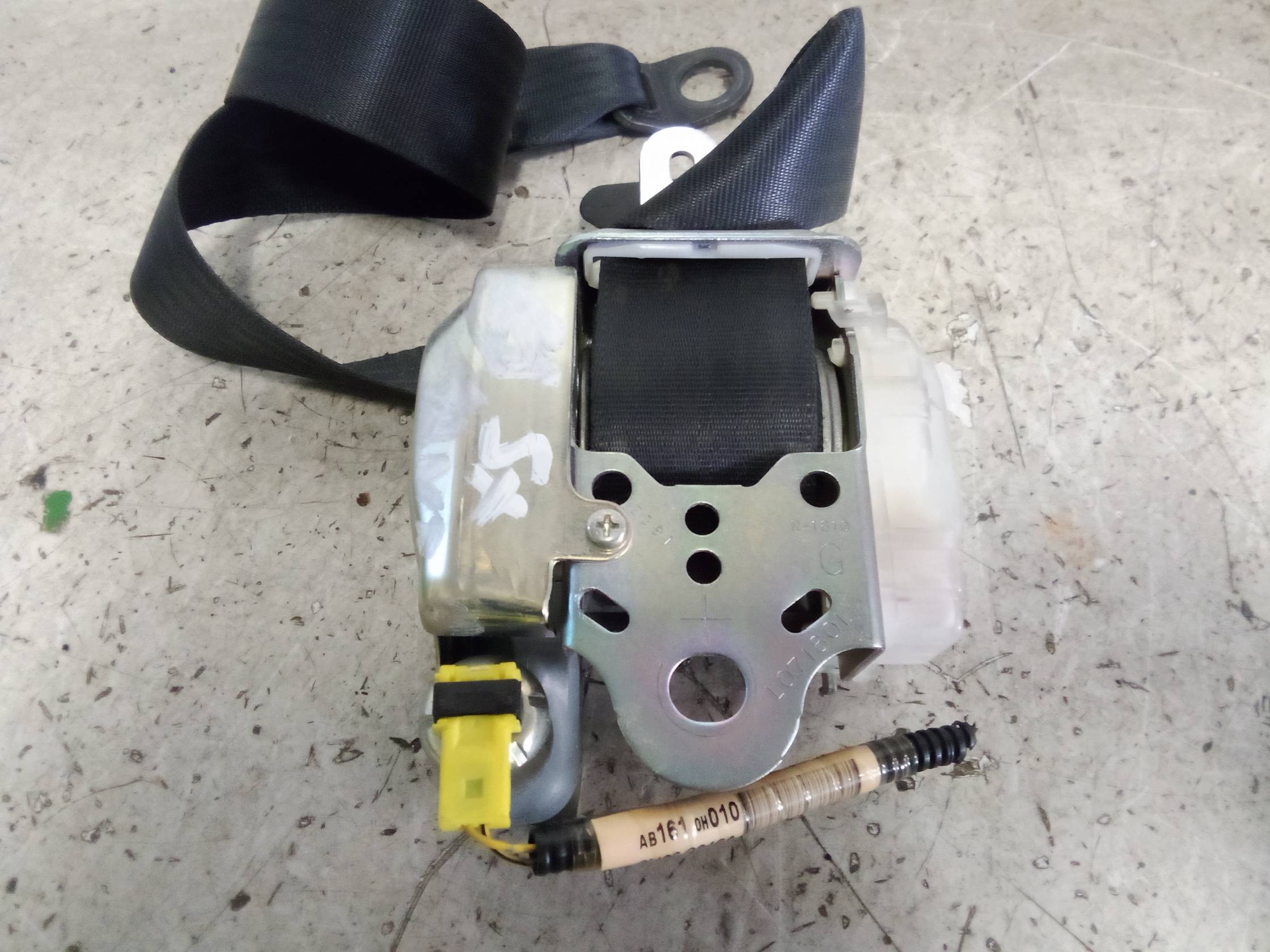 Cintura di sicurezza ant. sx.