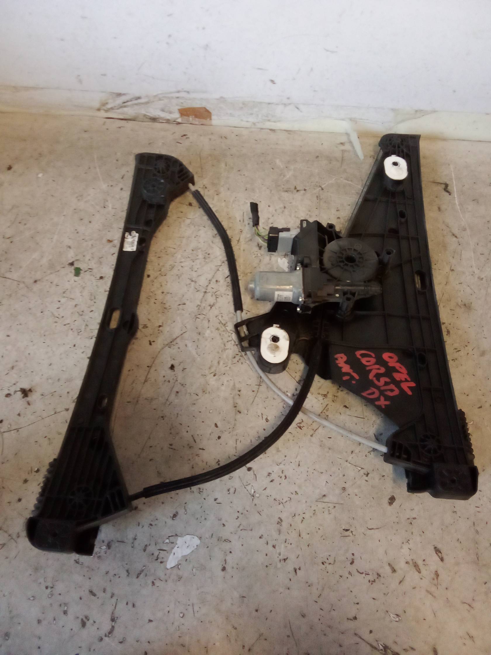 Alzacristallo elettr. porta ant. con motorino dx.