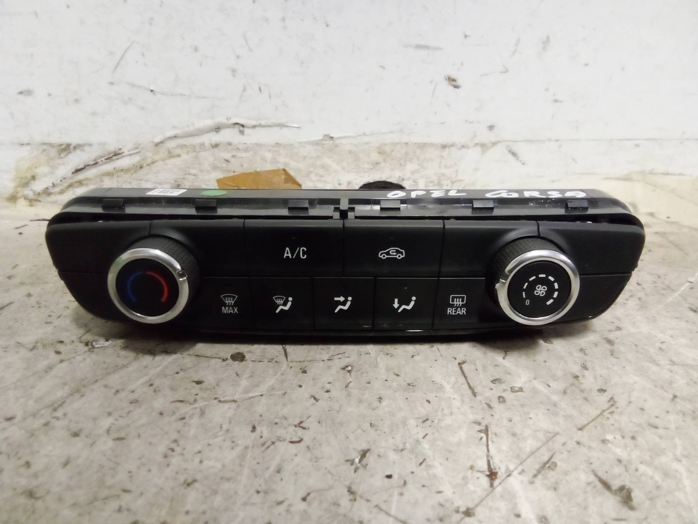 Blocco comando climatizzazione