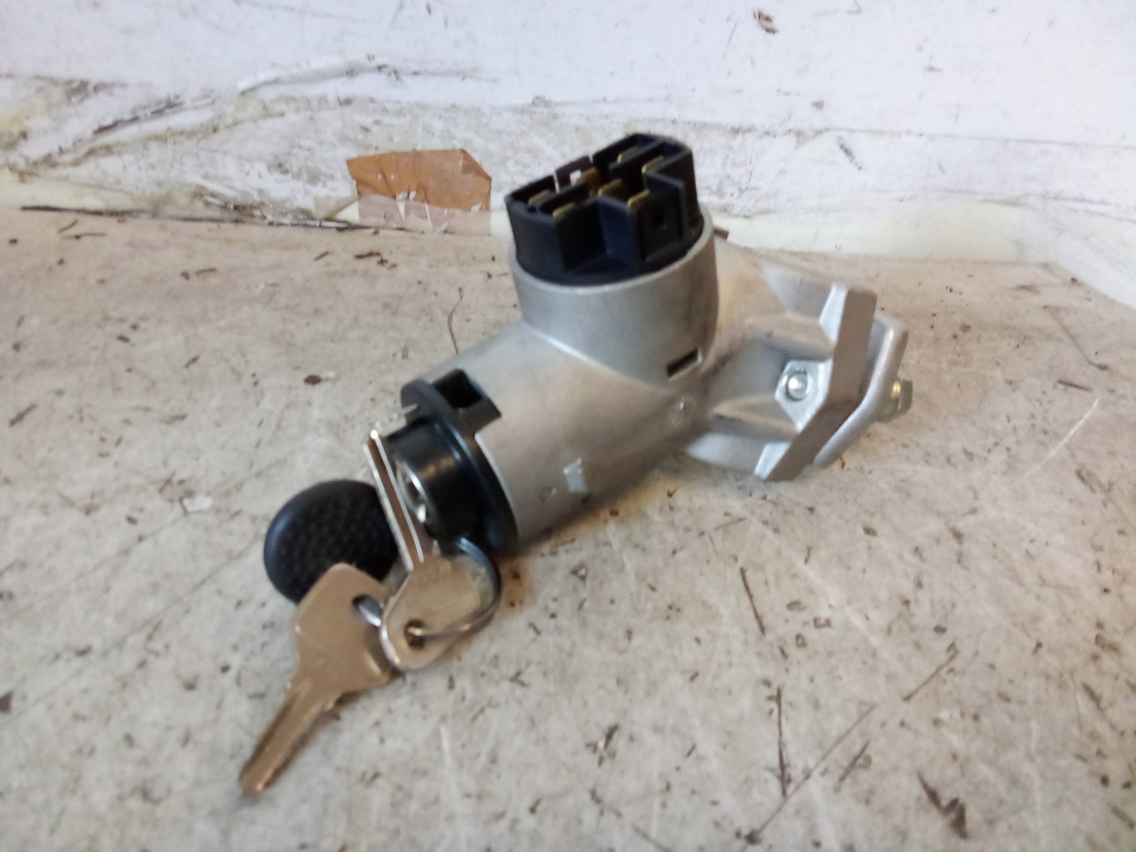 Commutatore avviamento Commutatore avviamento