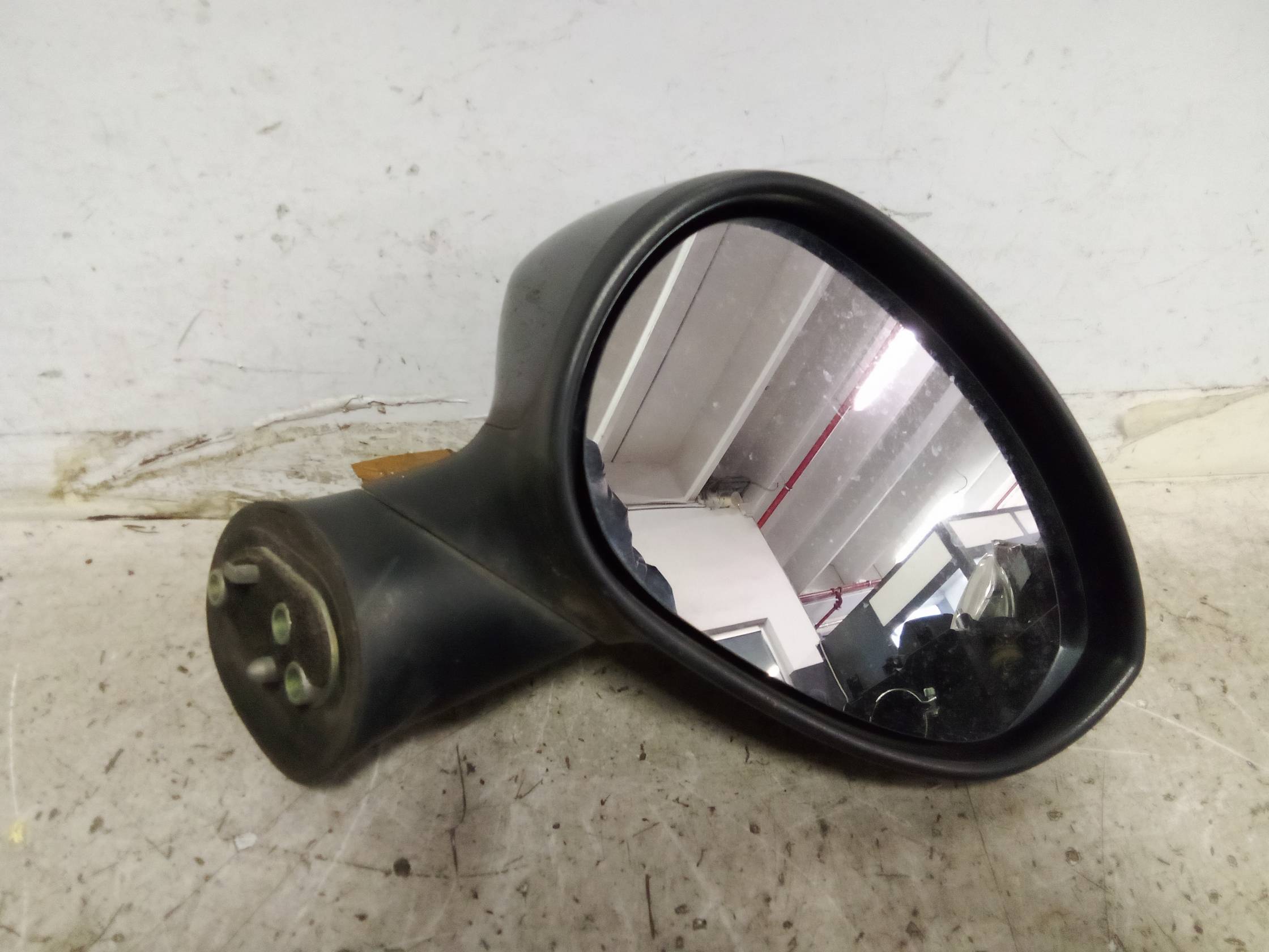 Retrovisore est. dx.