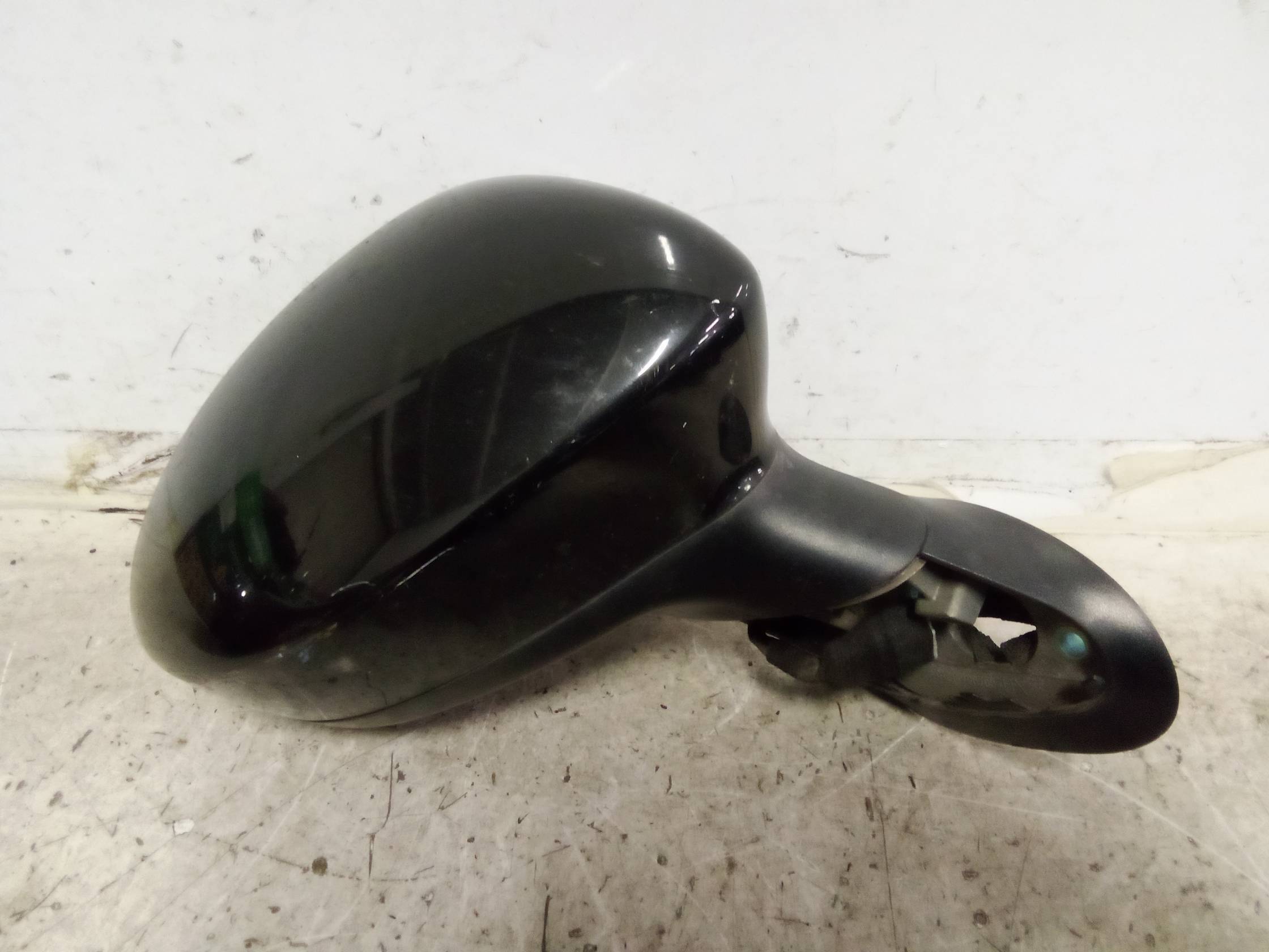 Retrovisore est. dx.