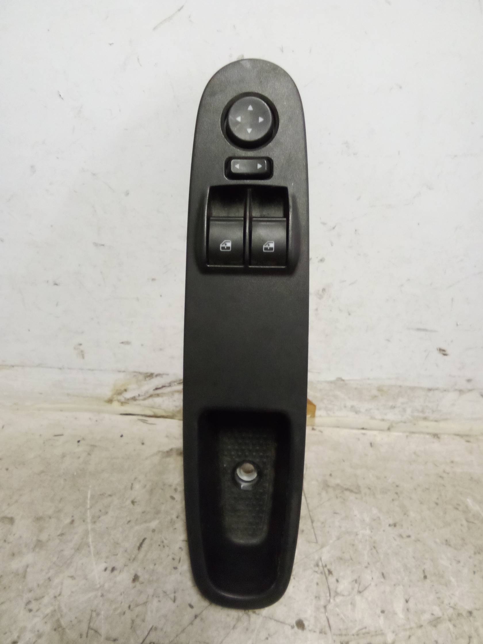 Blocco comandi alzacristalli e retrovisori est.