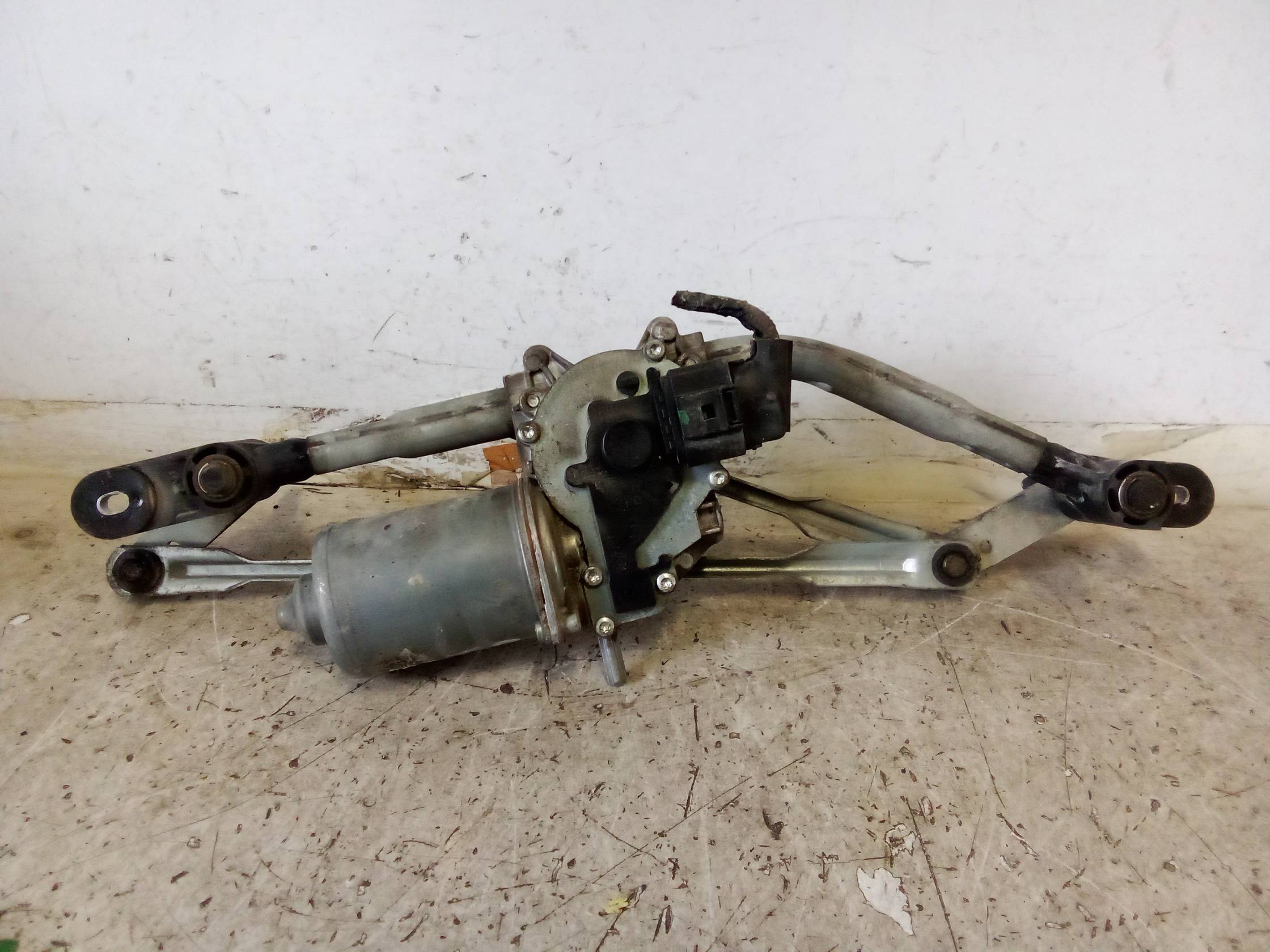 Meccanismo tergiparabrezza con motorino