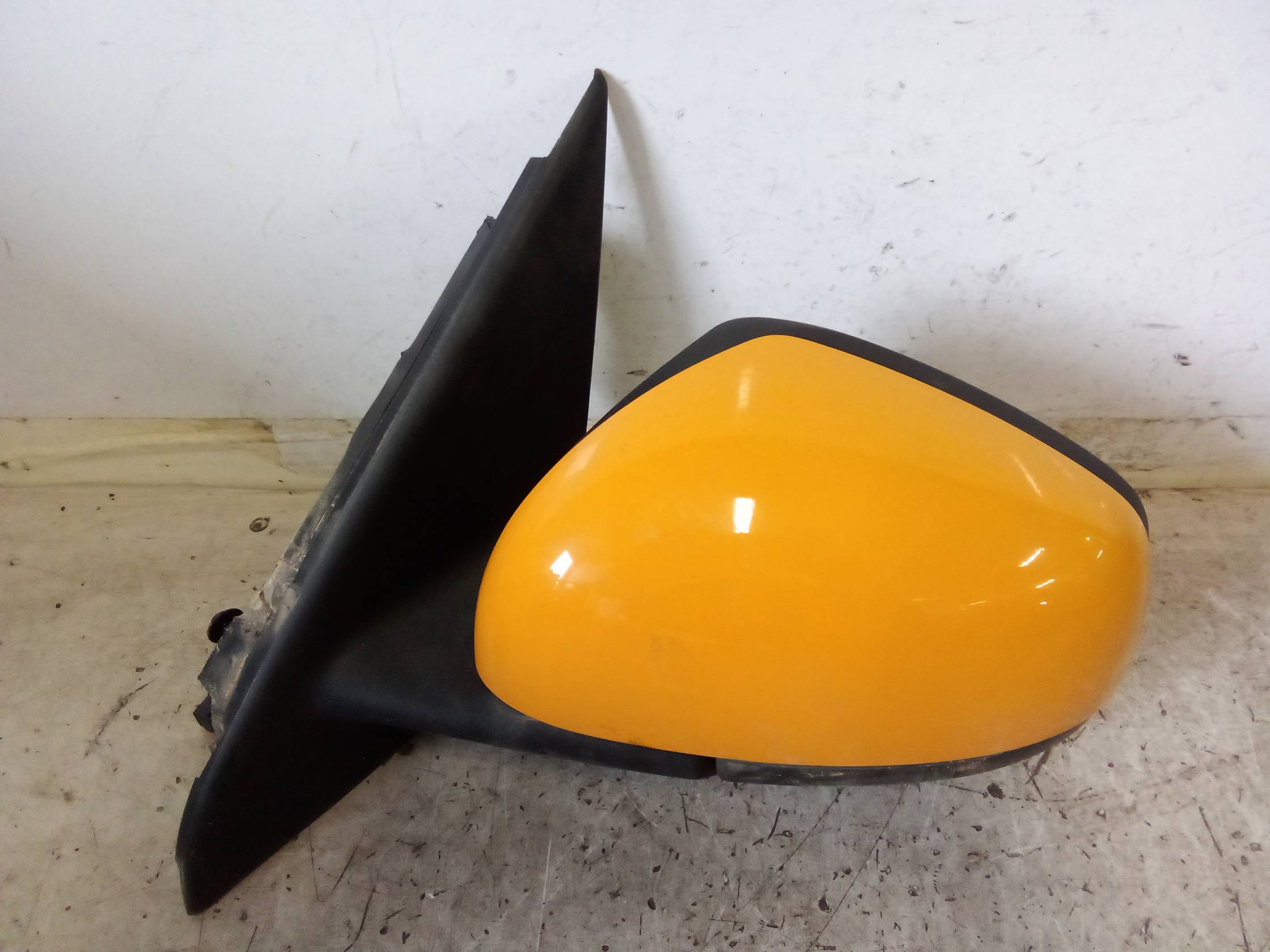 Retrovisore est. regolaz. elettr. sx.