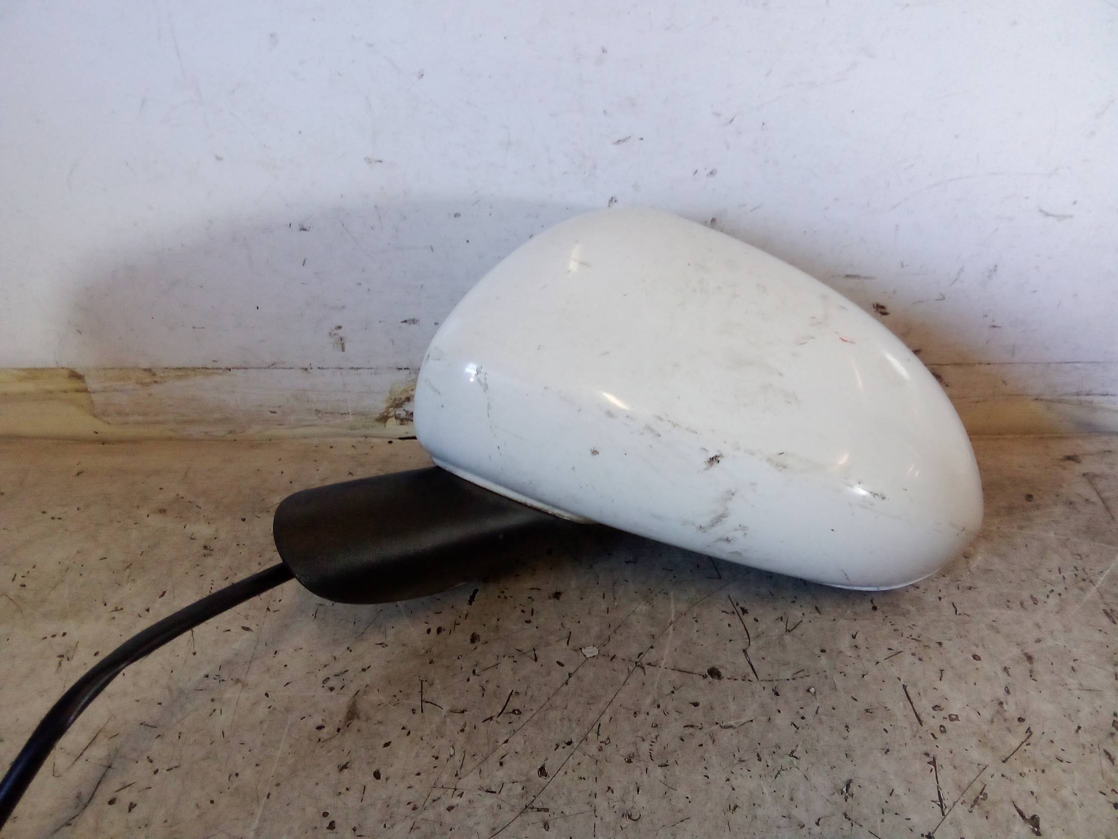 Retrovisore est. regolaz. elettr. sx.