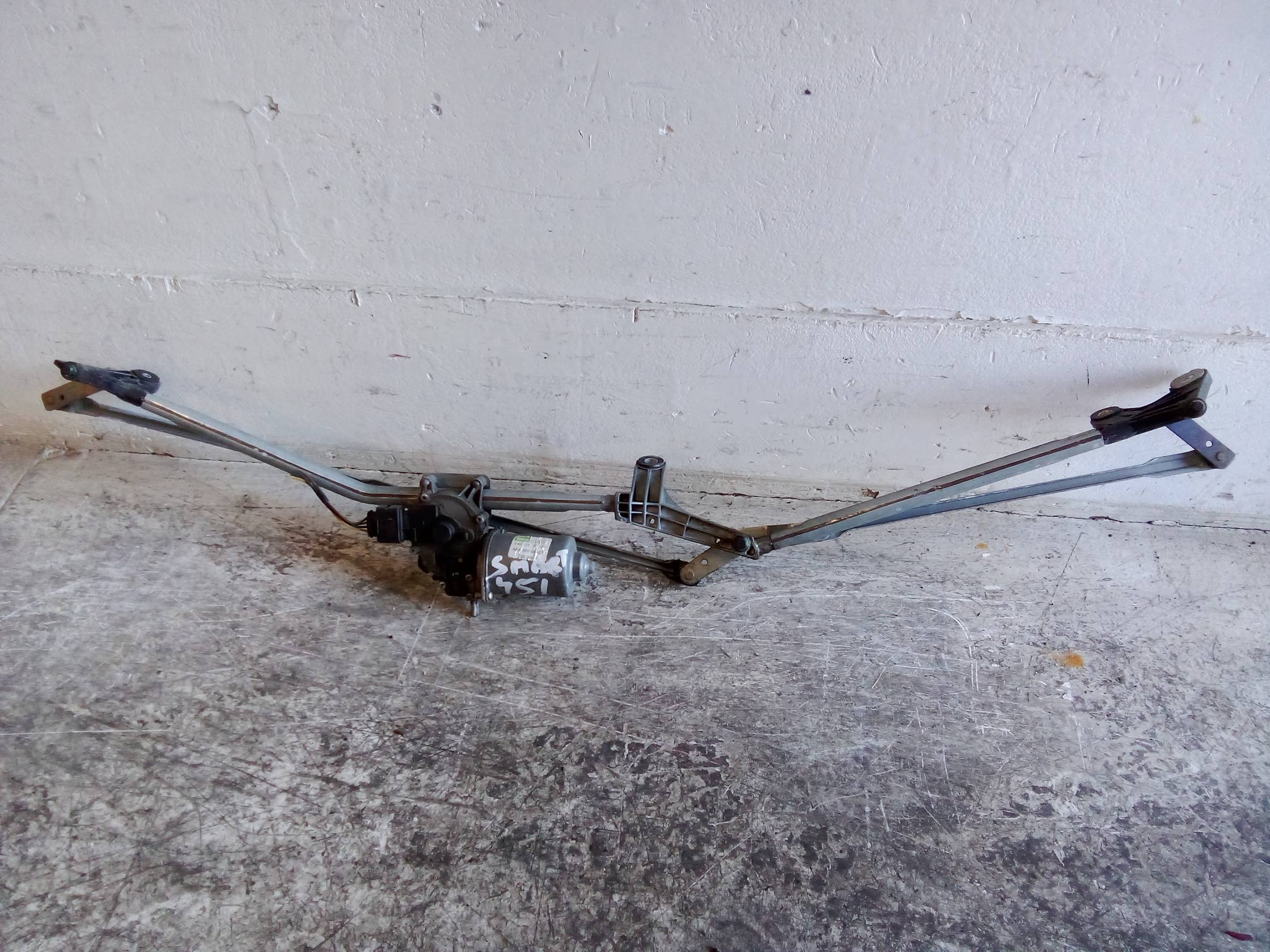 Meccanismo tergiparabrezza con motorino