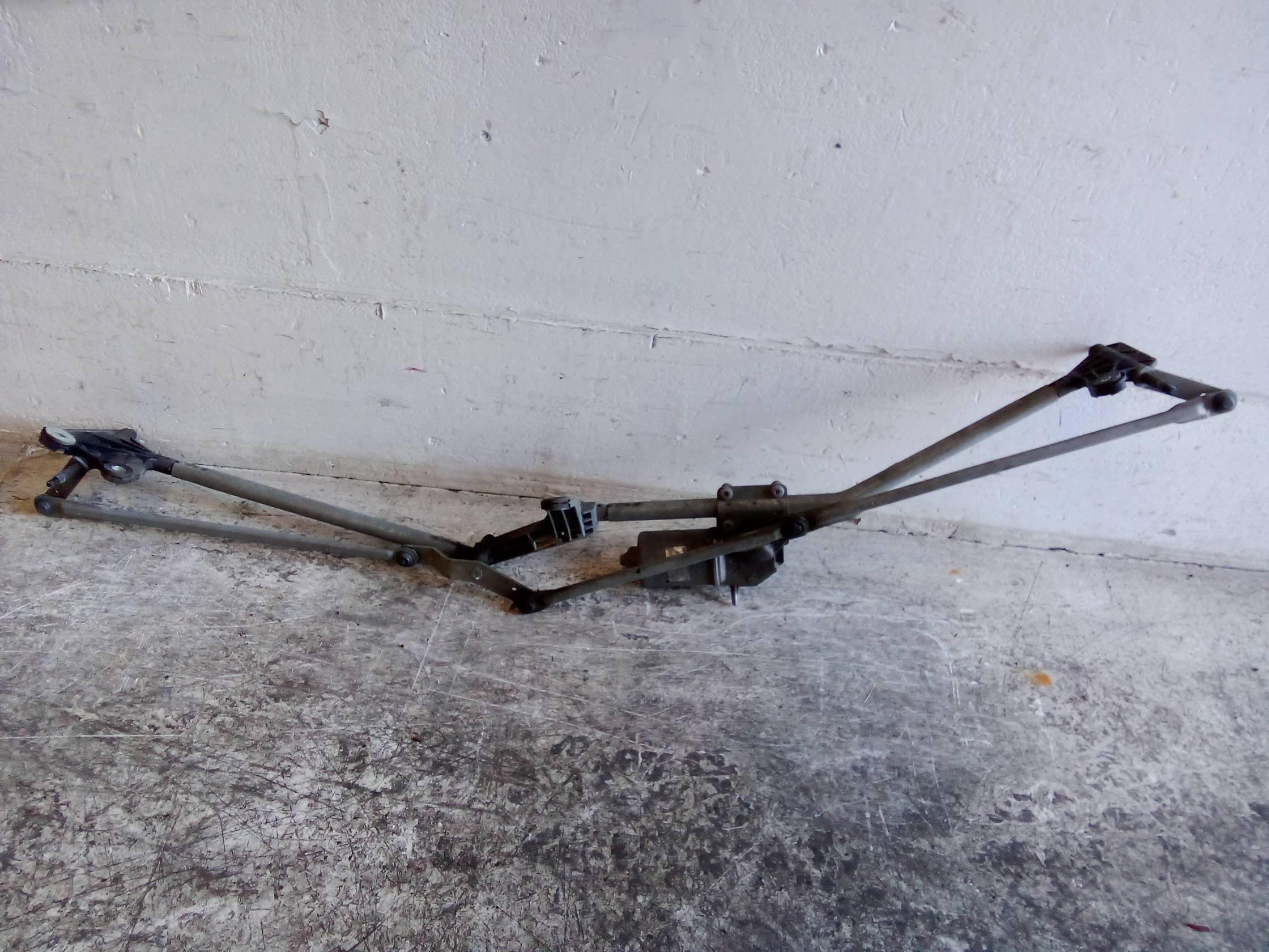 Meccanismo tergiparabrezza con motorino