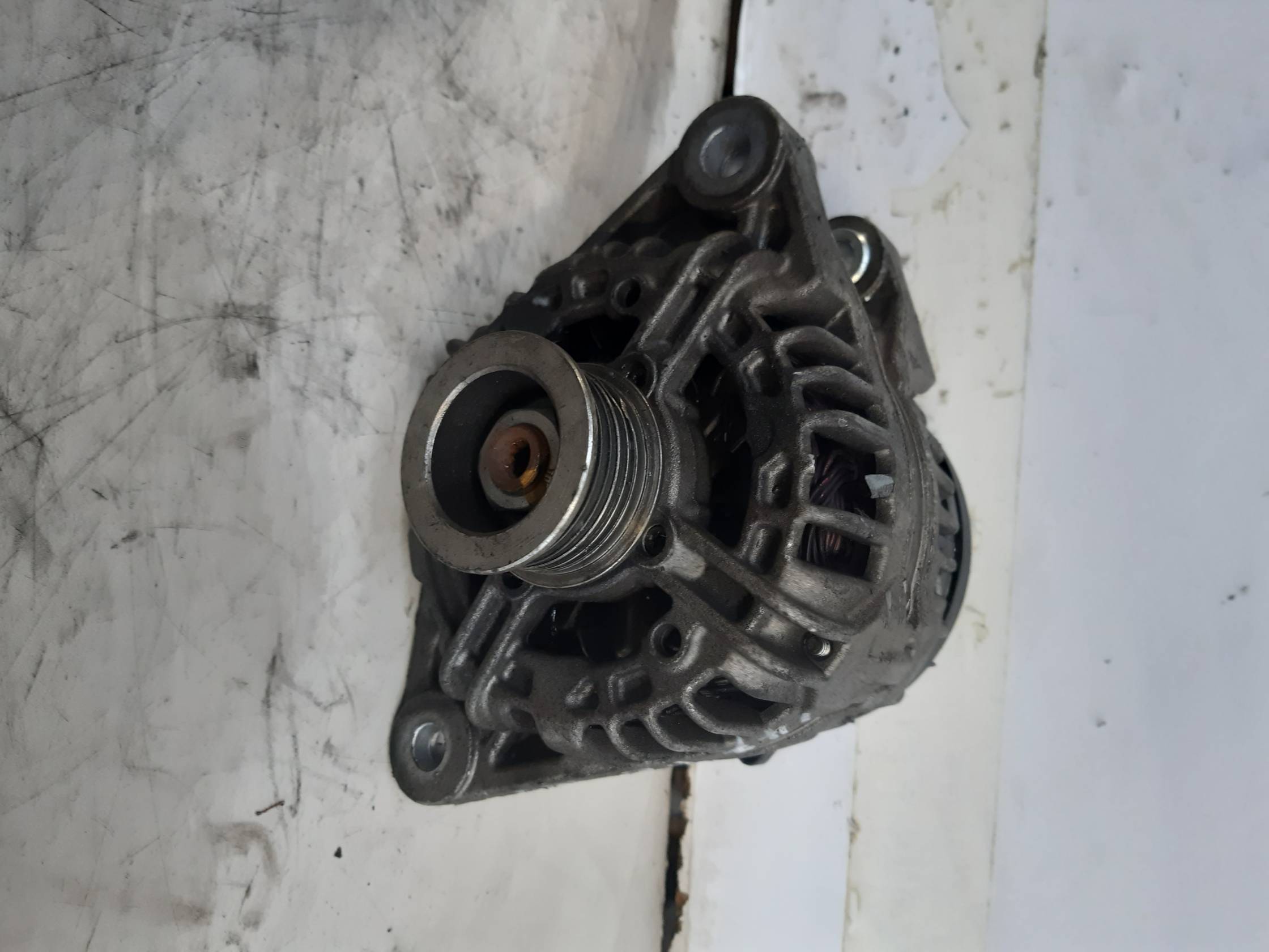 Alternatore Alternatore