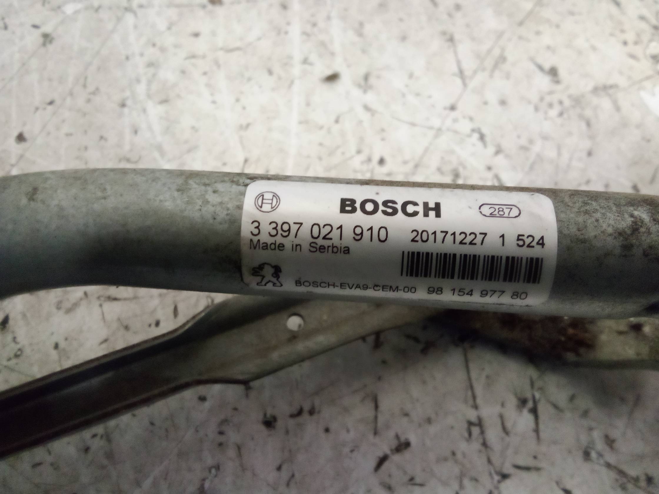 Meccanismo tergiparabrezza con motorino