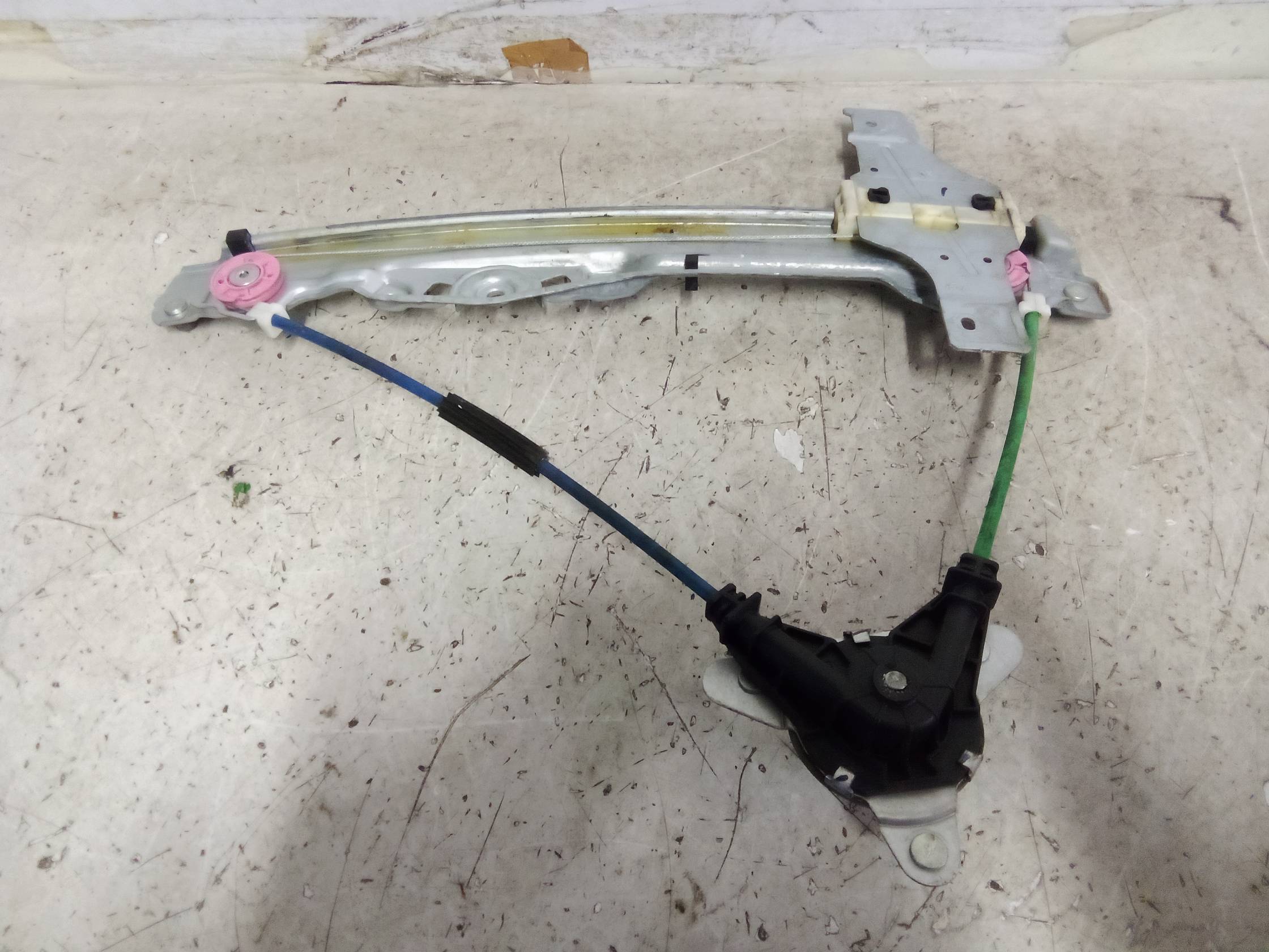 Alzacristallo porta post. sx.