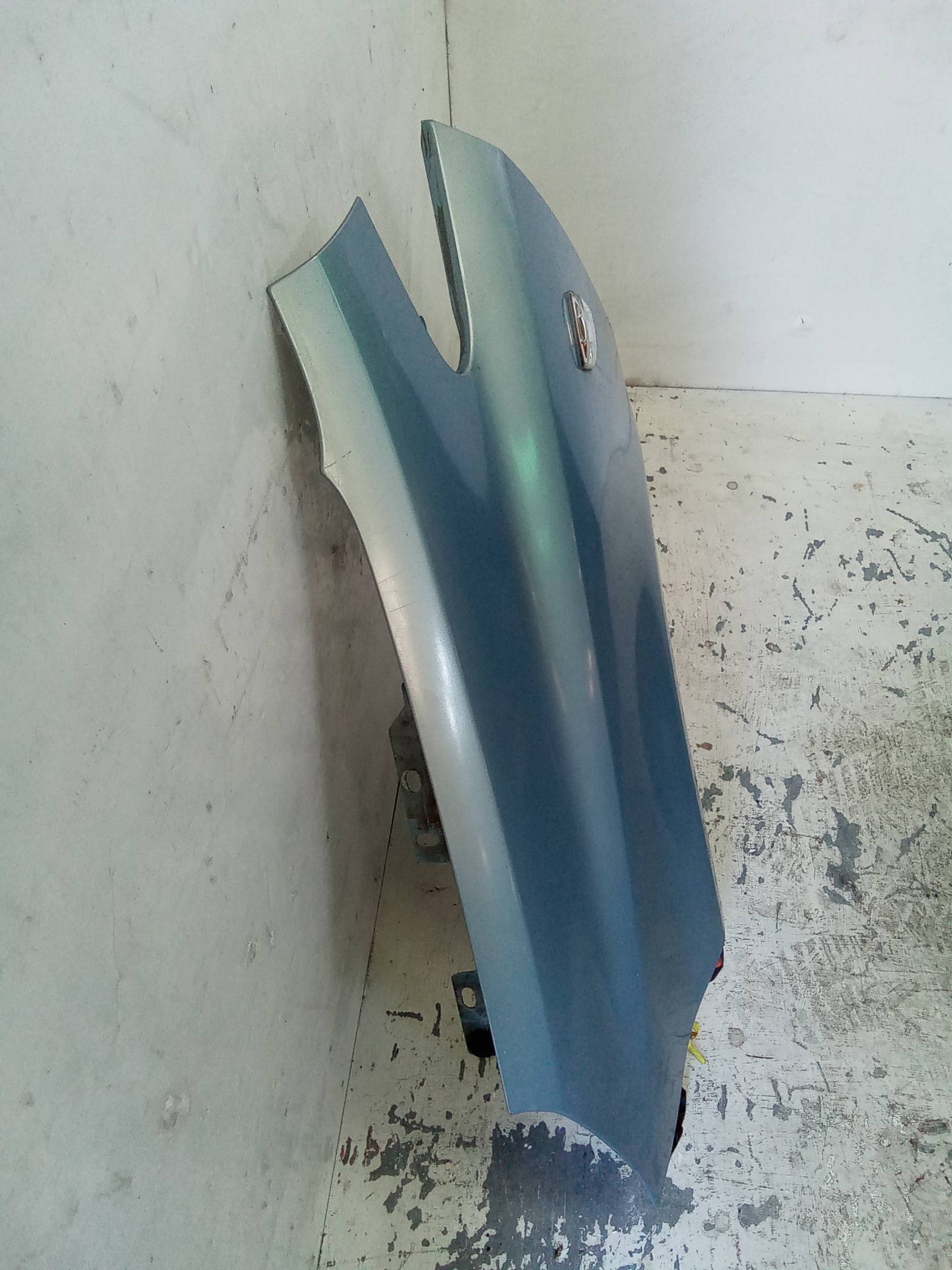 Parafango ant. sx.