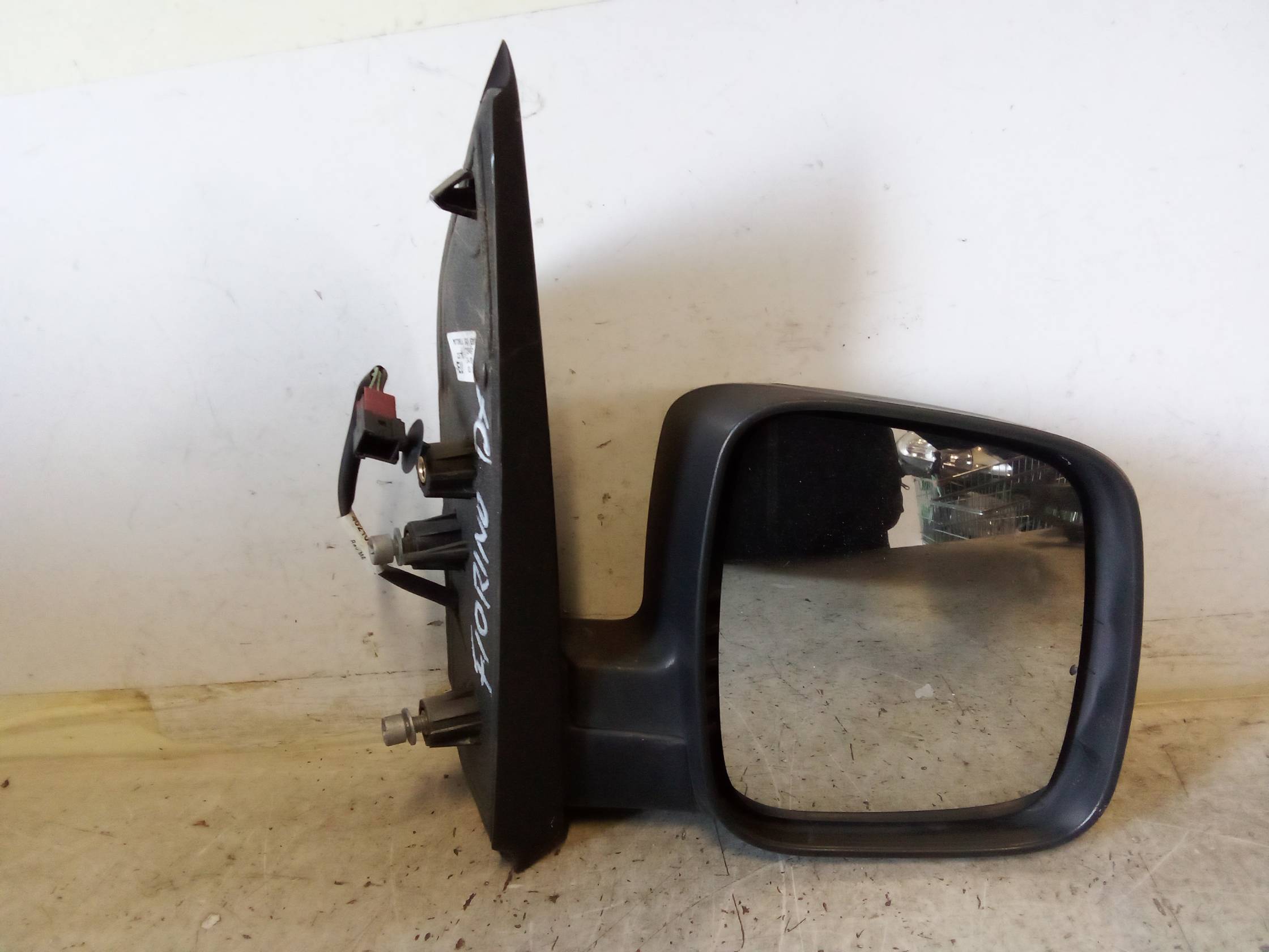 Retrovisore est. regolaz. elettr. sx.