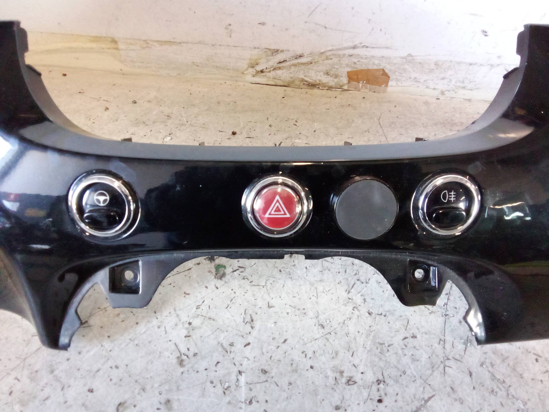 Bocchetta aria lat. cruscotto sx.