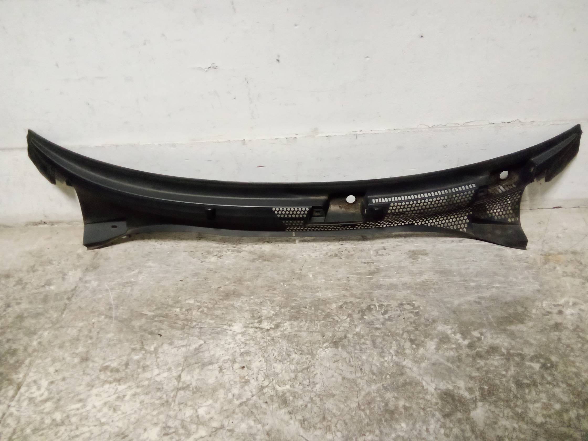 Griglia centr. sottoparabrezza