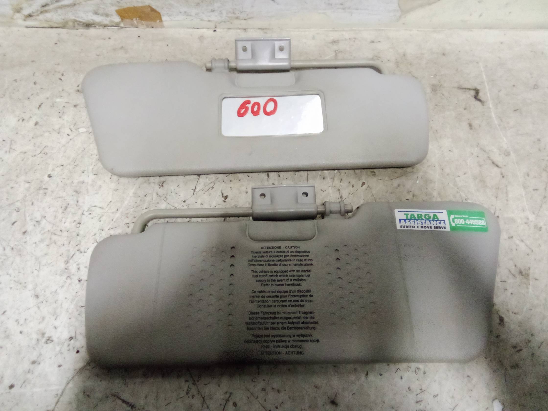 Aletta parasole parabrezza sx.