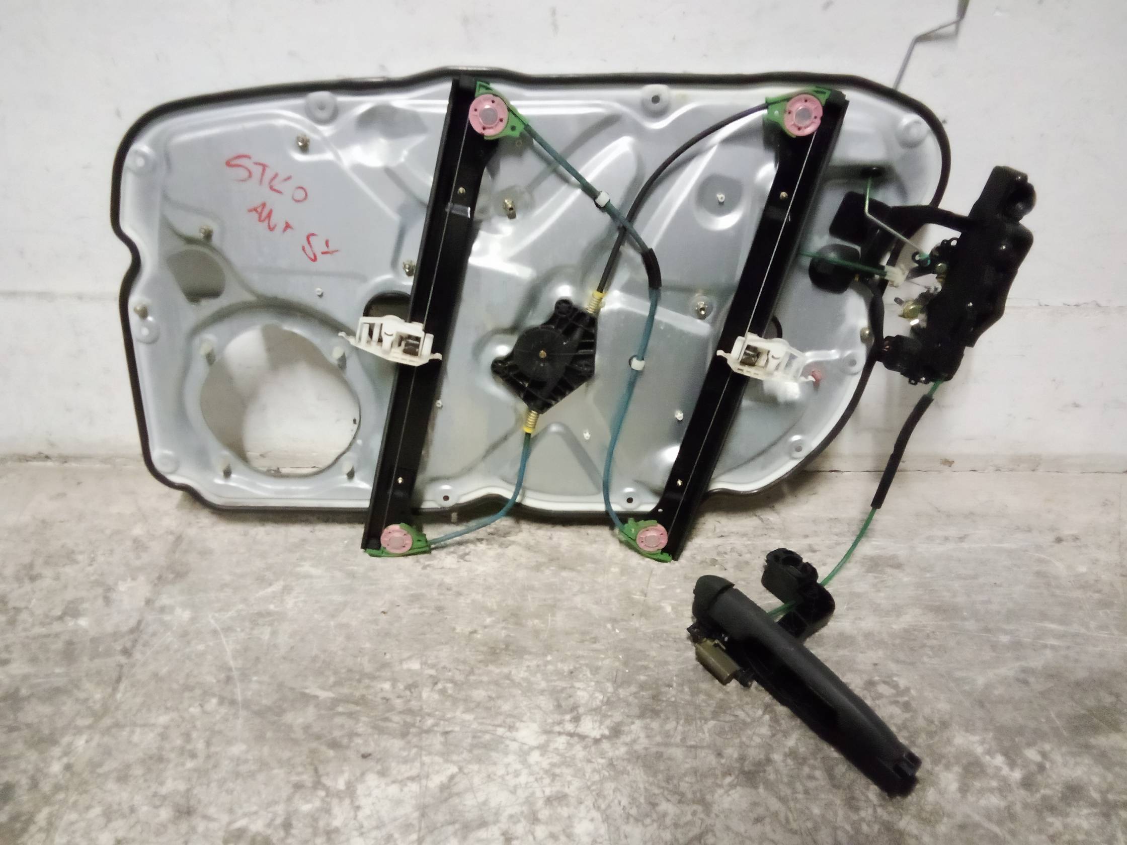 Alzacristallo elettr. porta ant. sx.