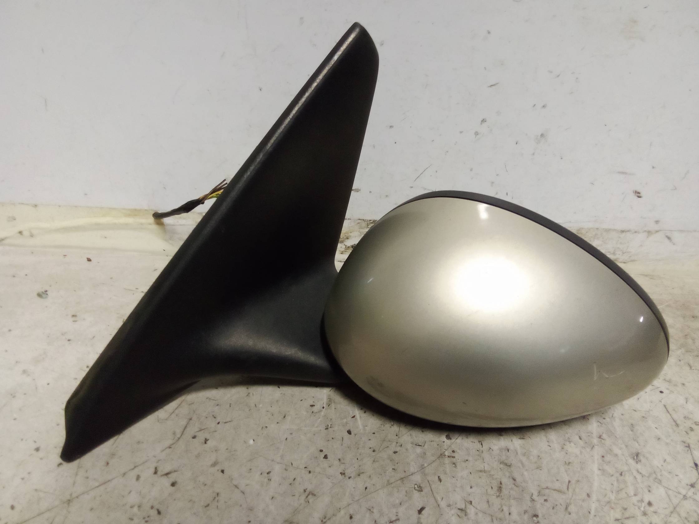 Retrovisore est. regolaz. elettr. sx.