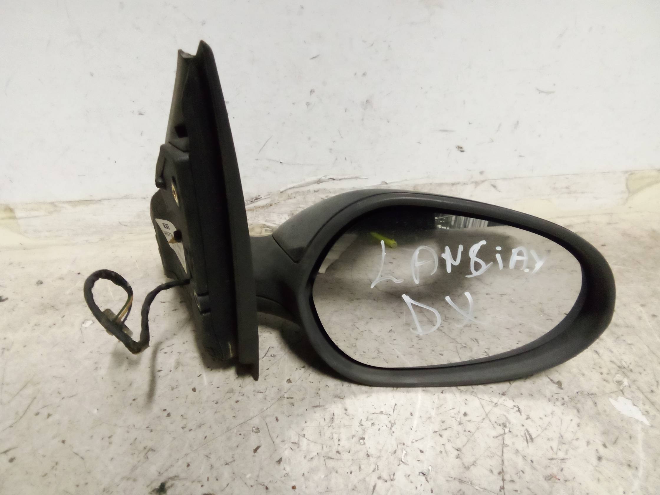 Retrovisore est. regolaz. elettr. dx.