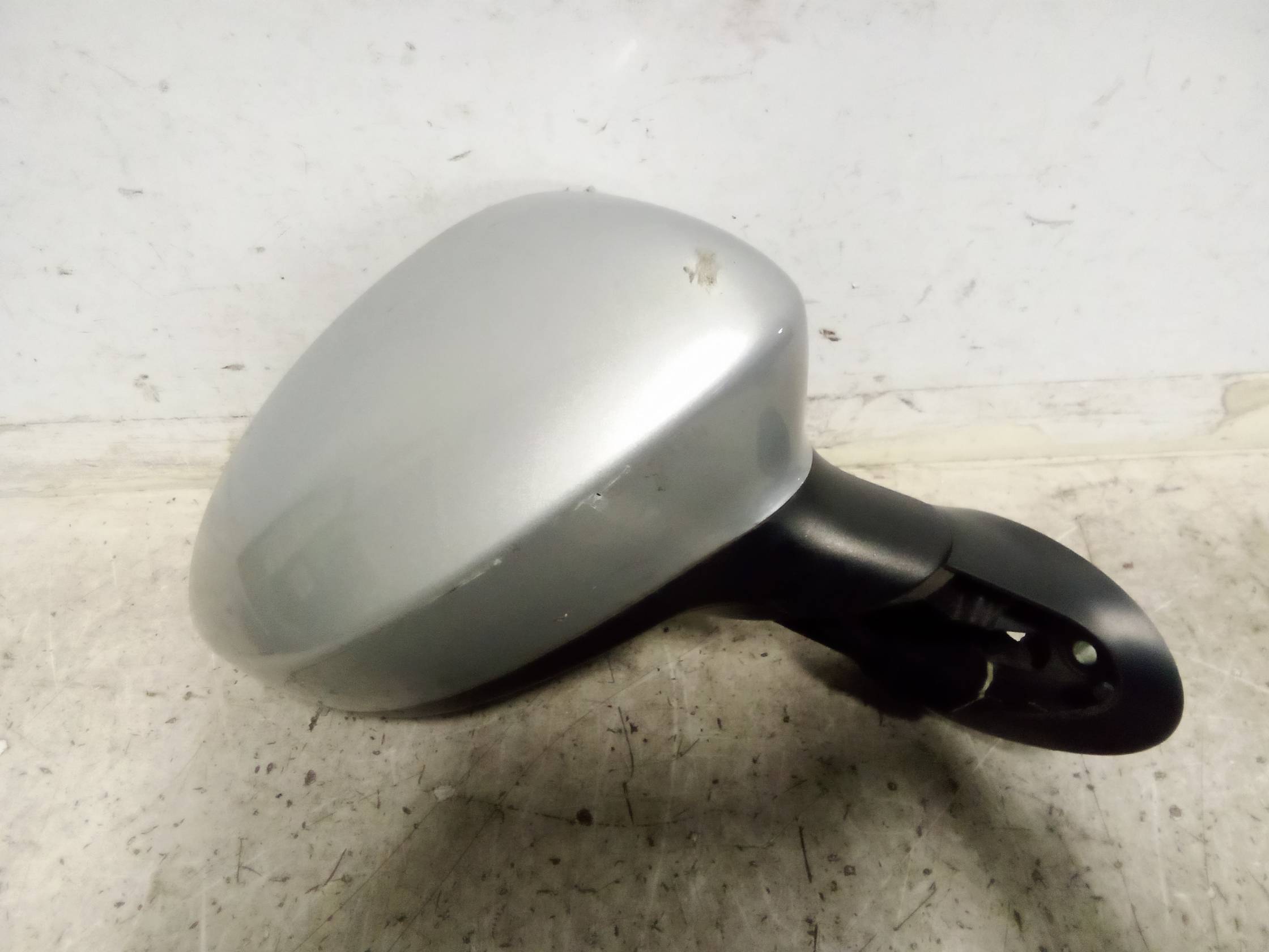 Retrovisore est. dx.