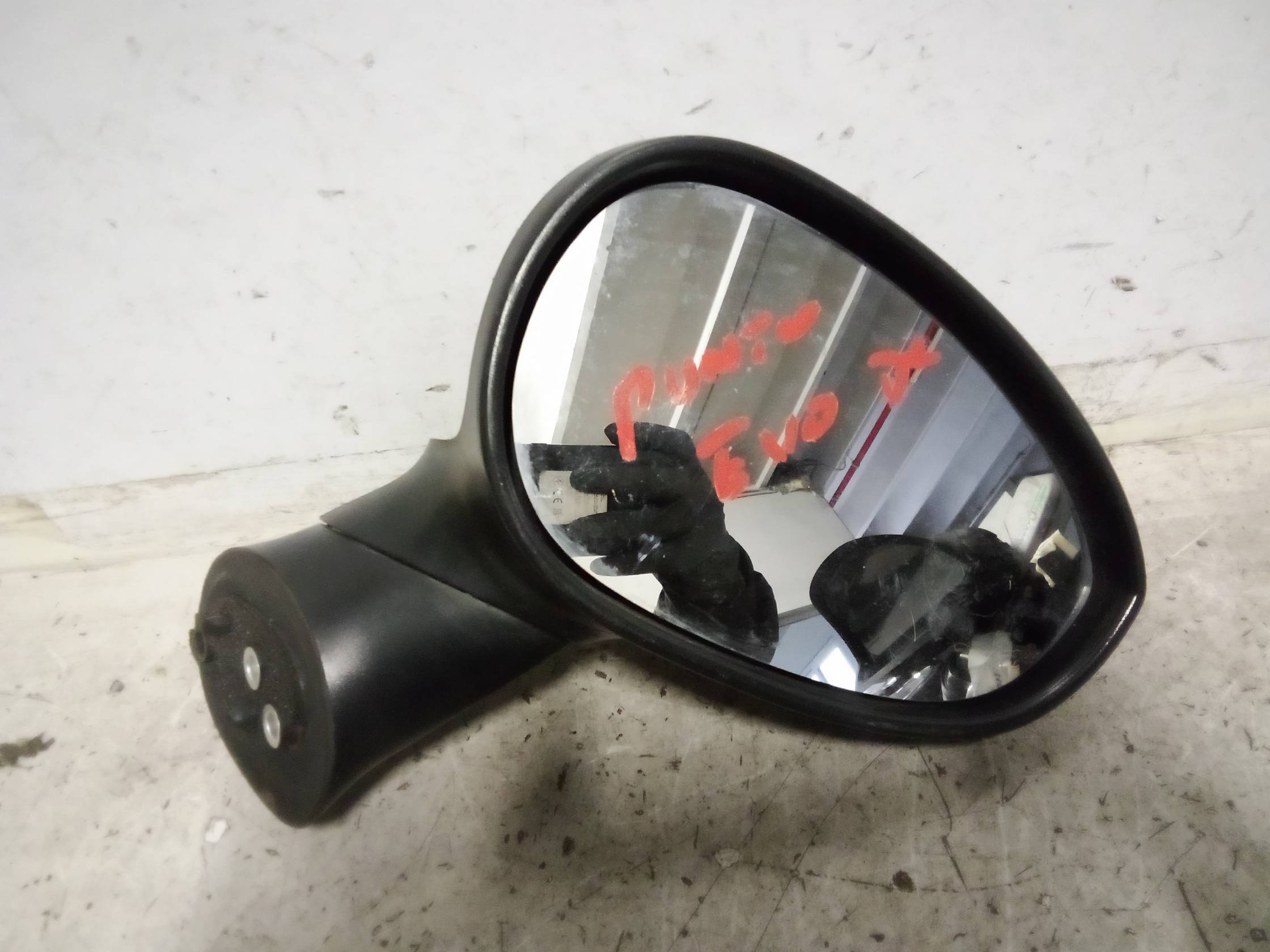 Retrovisore est. regolaz. elettr. dx.