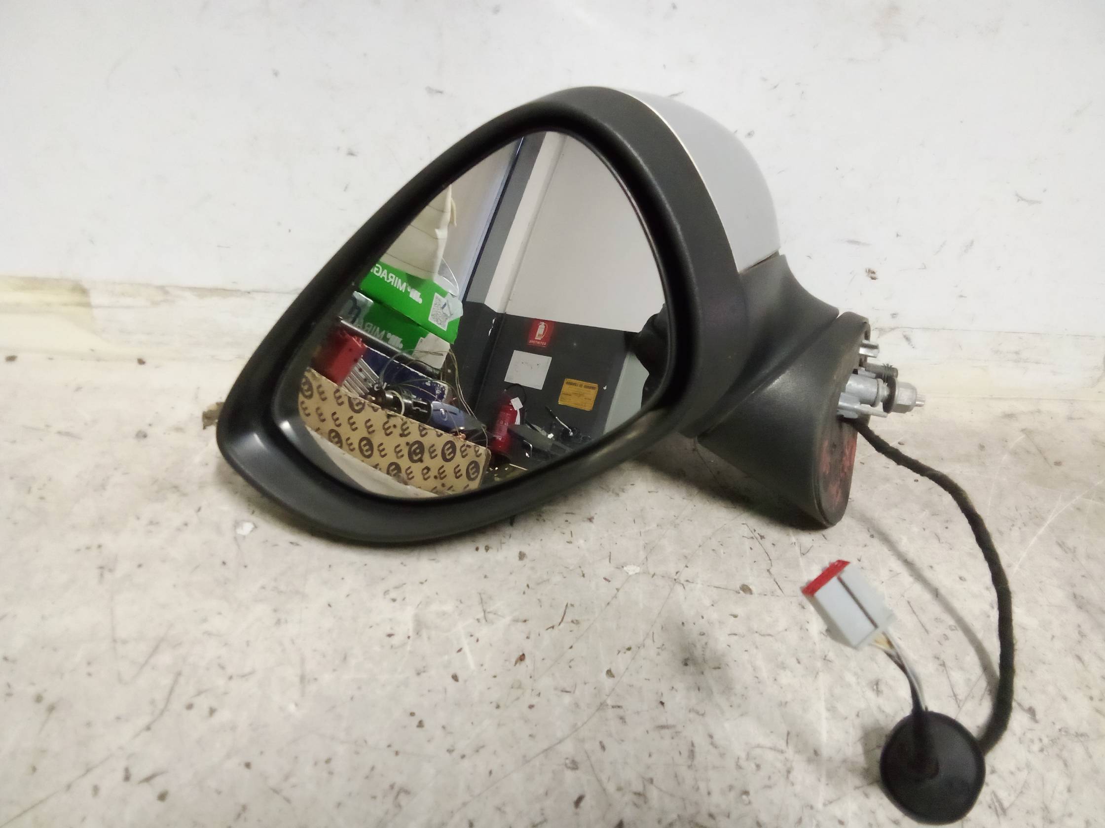 Retrovisore est. regolaz. elettr. sx.