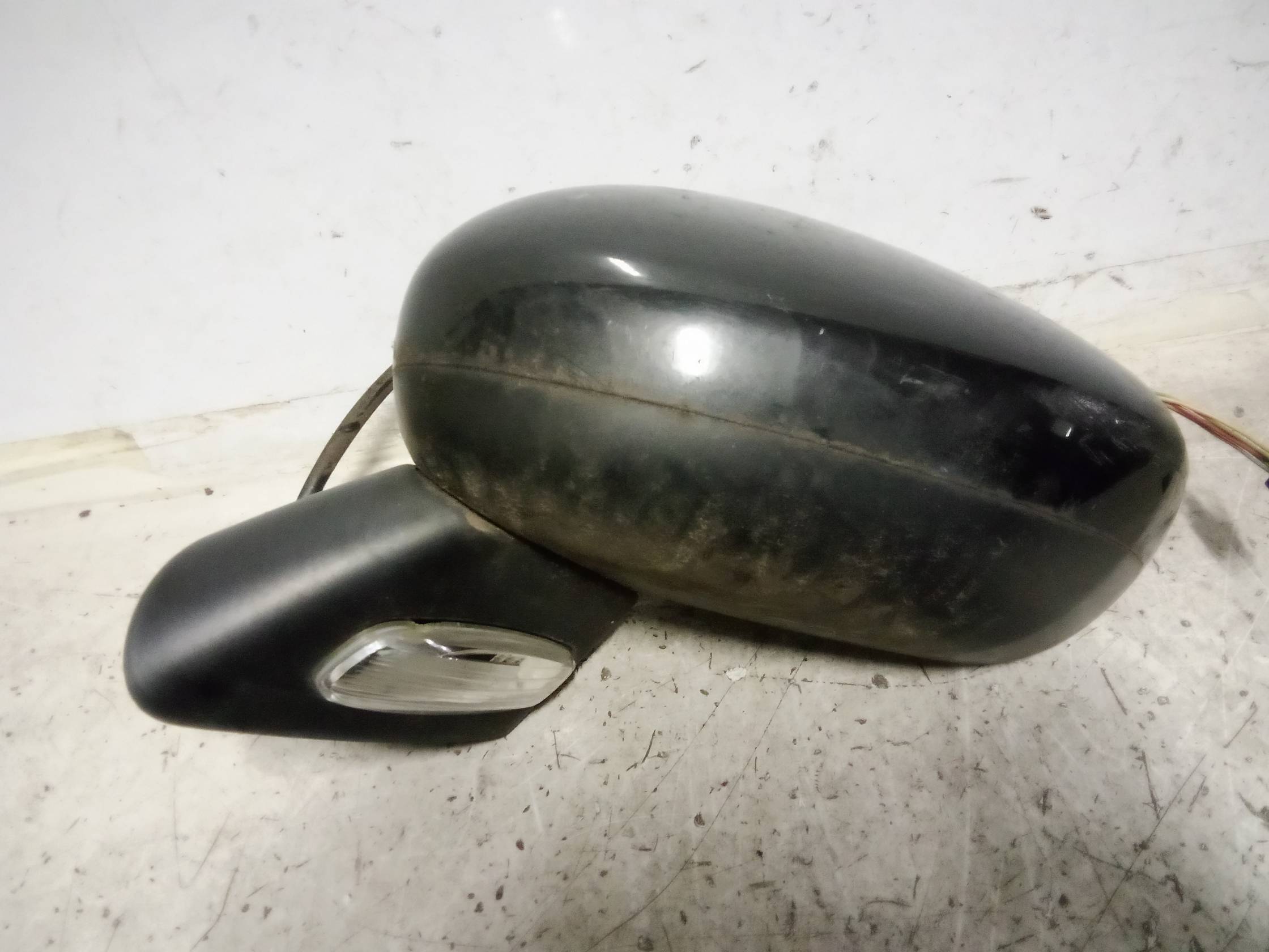 Retrovisore est. regolaz. elettr. dx.