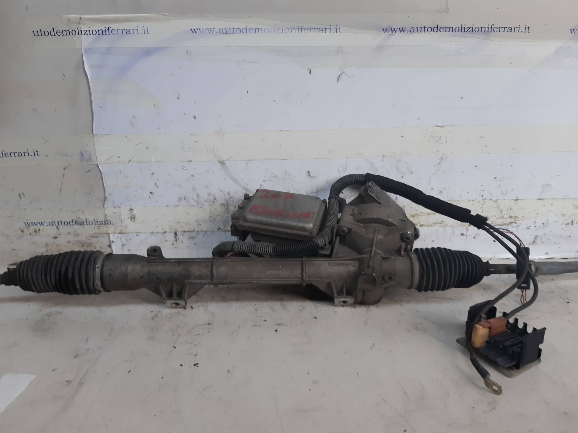 Scatola sterzo servoassistita