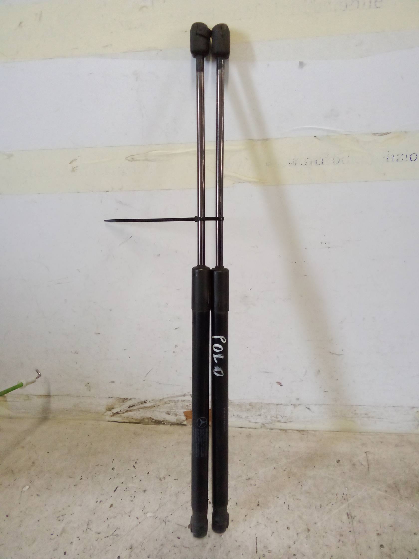 Asta ammortizzante portello post. sx.