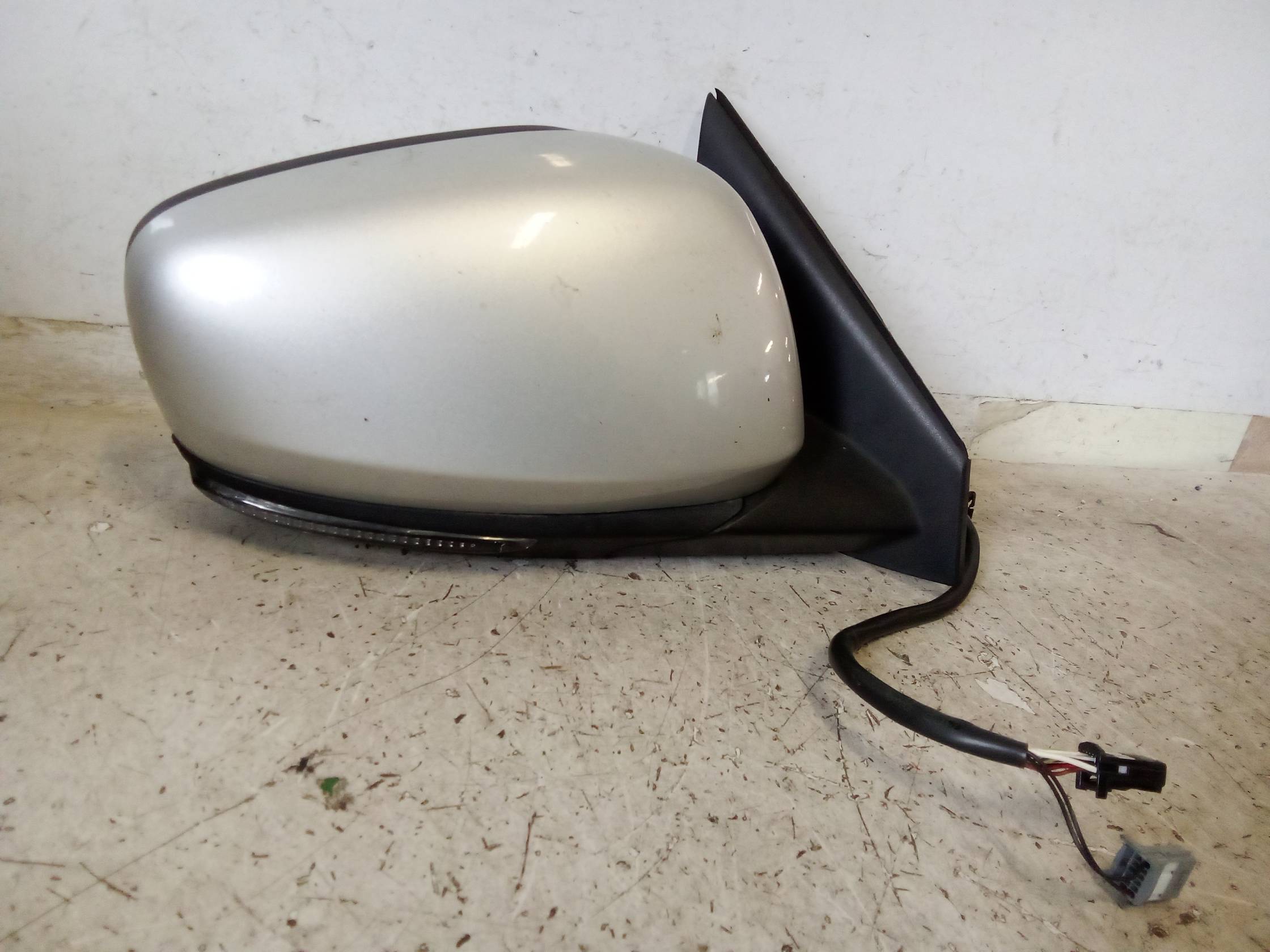 Retrovisore est. regolaz. elettr. dx.