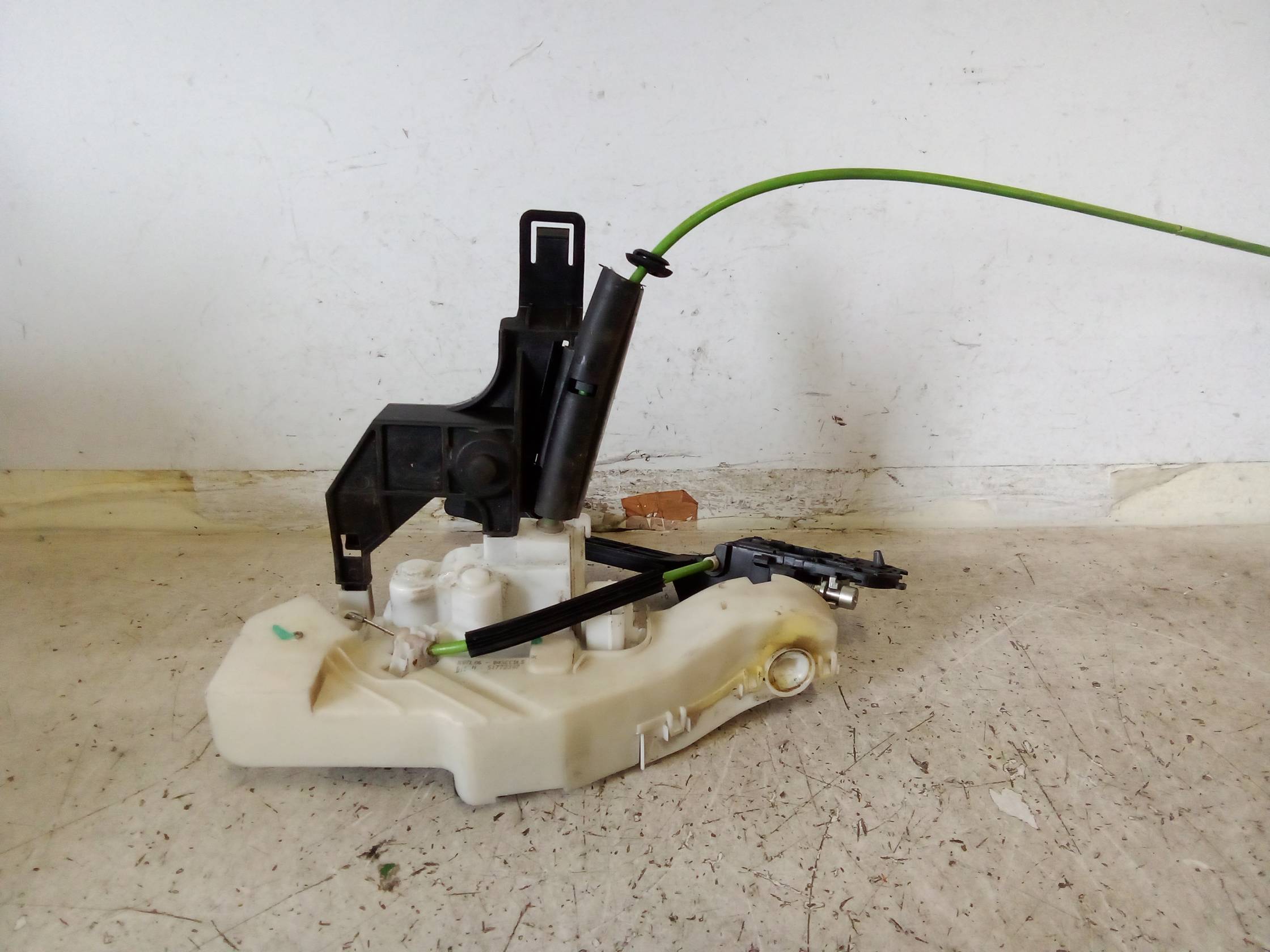 Serratura chiusura c.zta porta ant. sx.