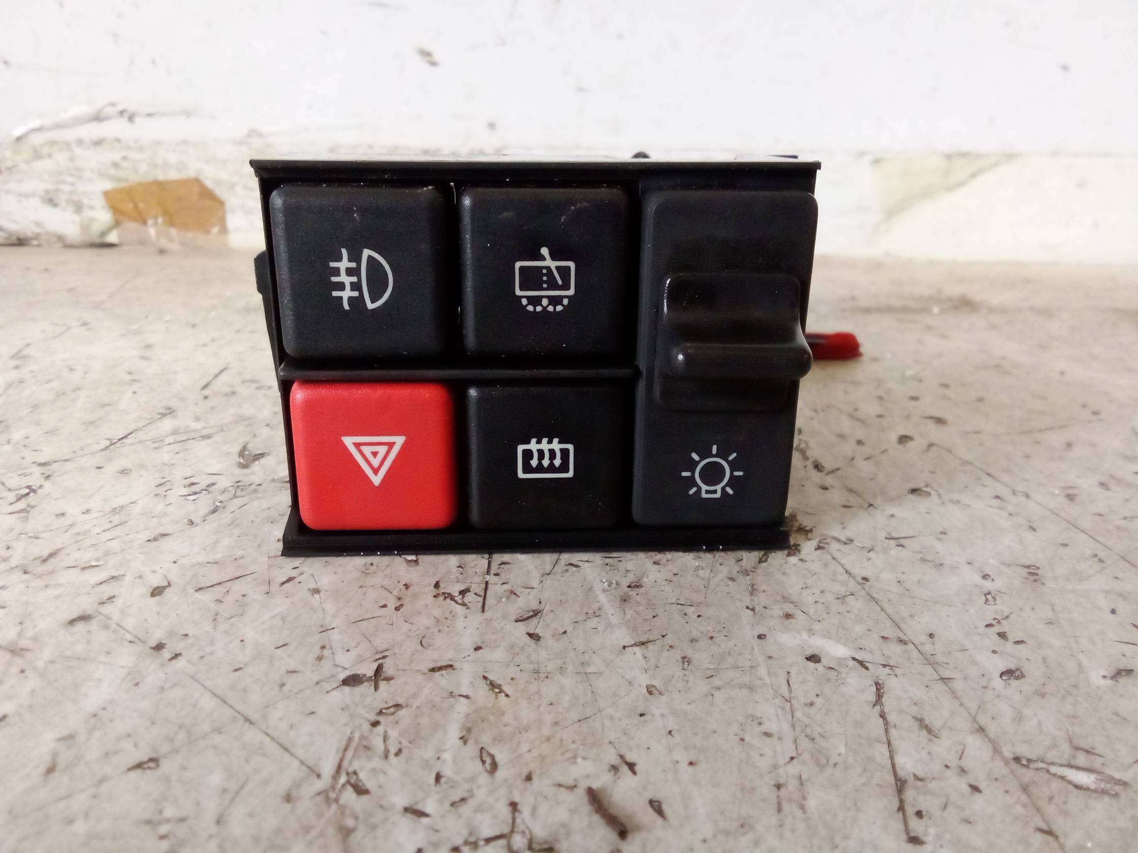 Blocco comando climatizzazione Blocco comando climatizzazione