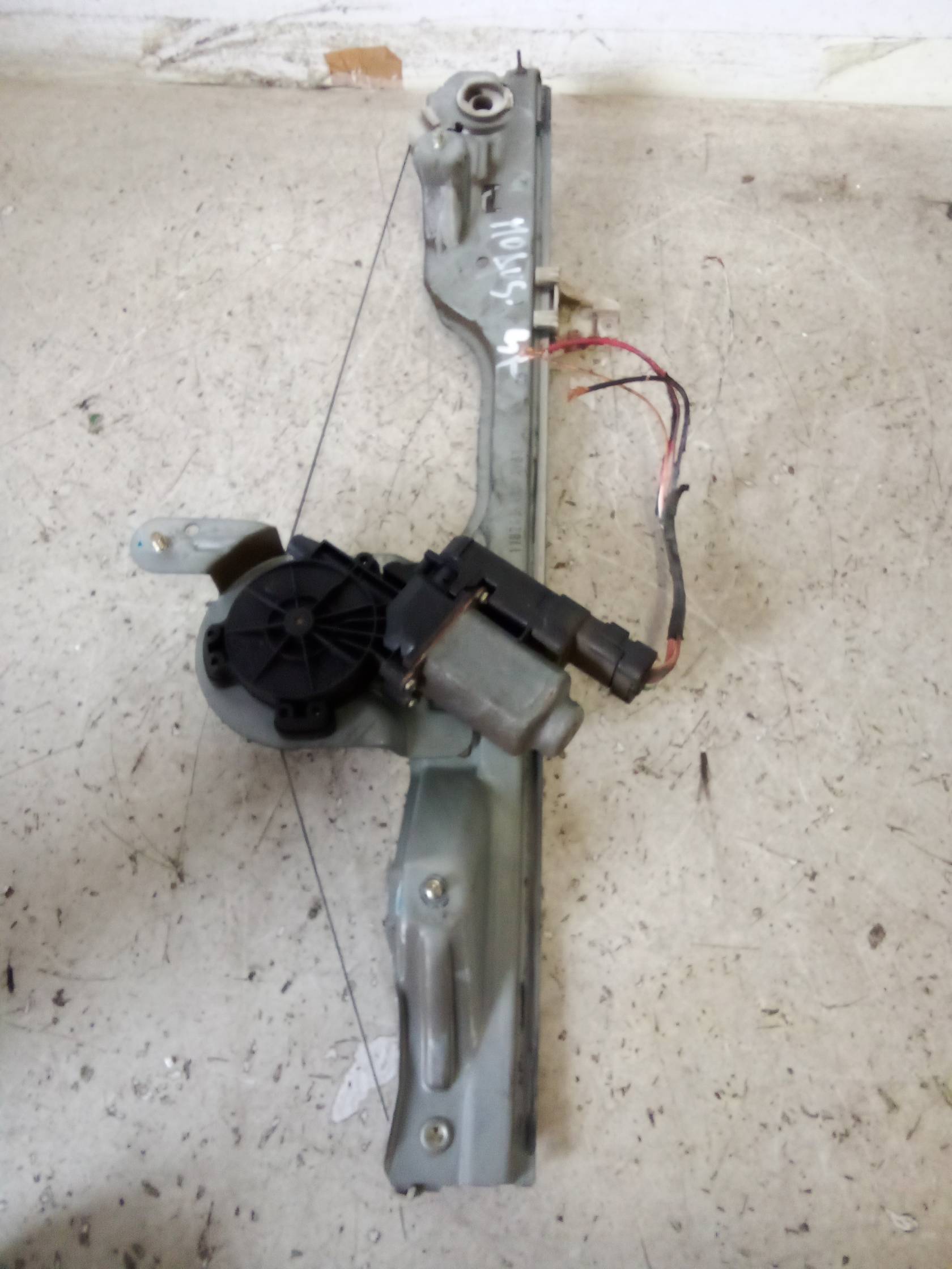 Alzacristallo elettr. porta ant. sx.