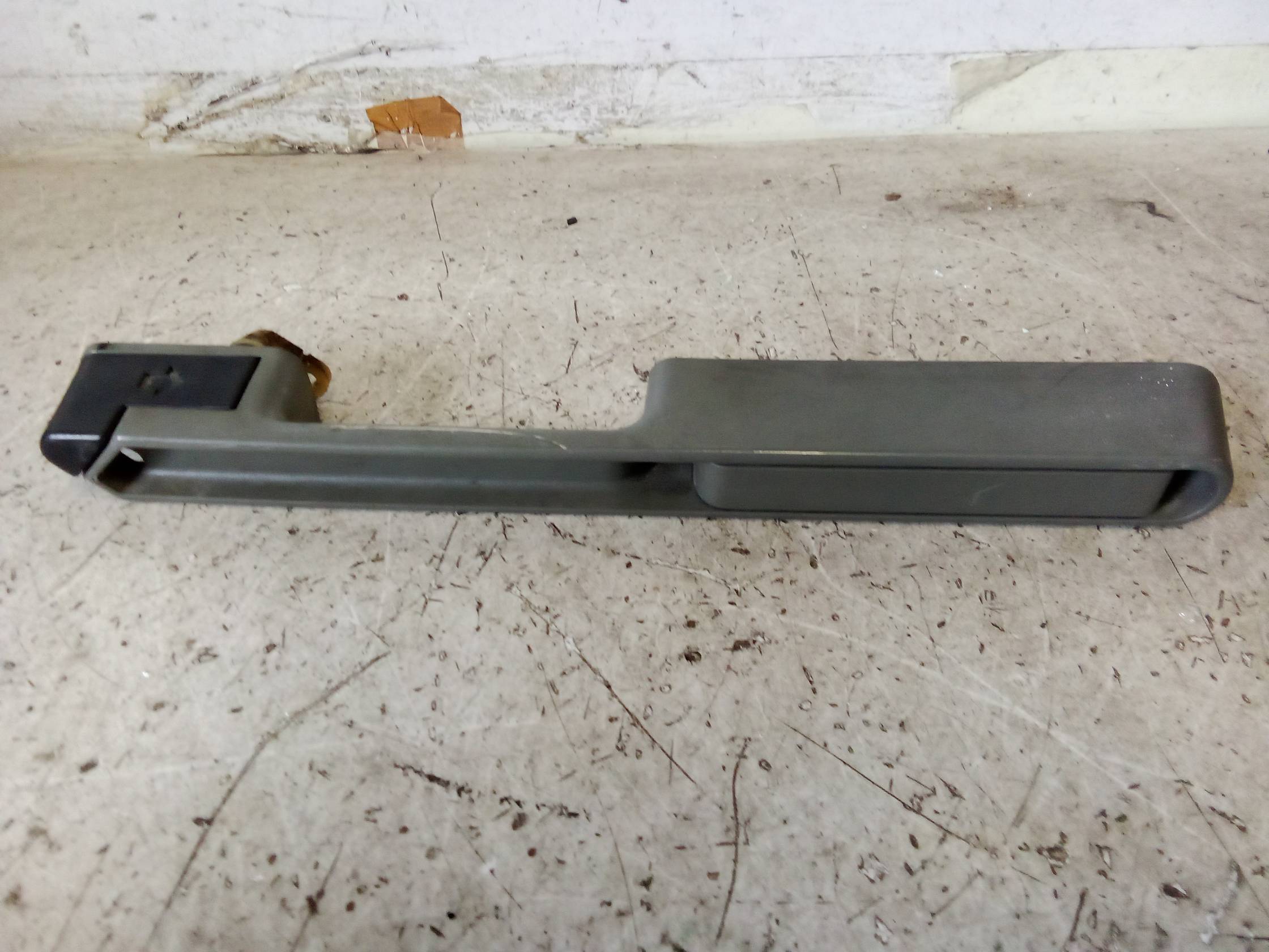 Maniglia int. apertura  porta ant. dx.