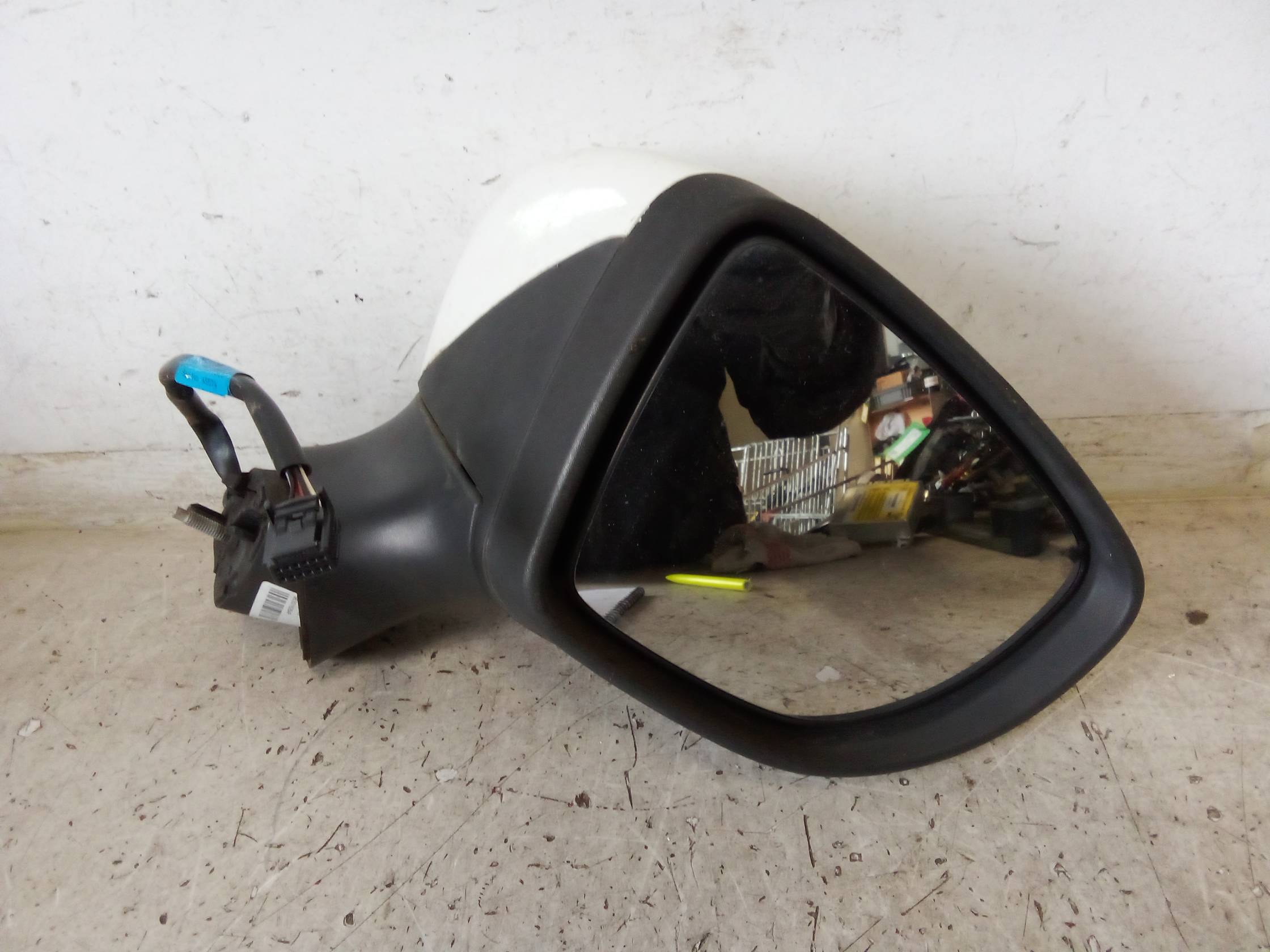 Retrovisore est. regolaz. elettr. dx.