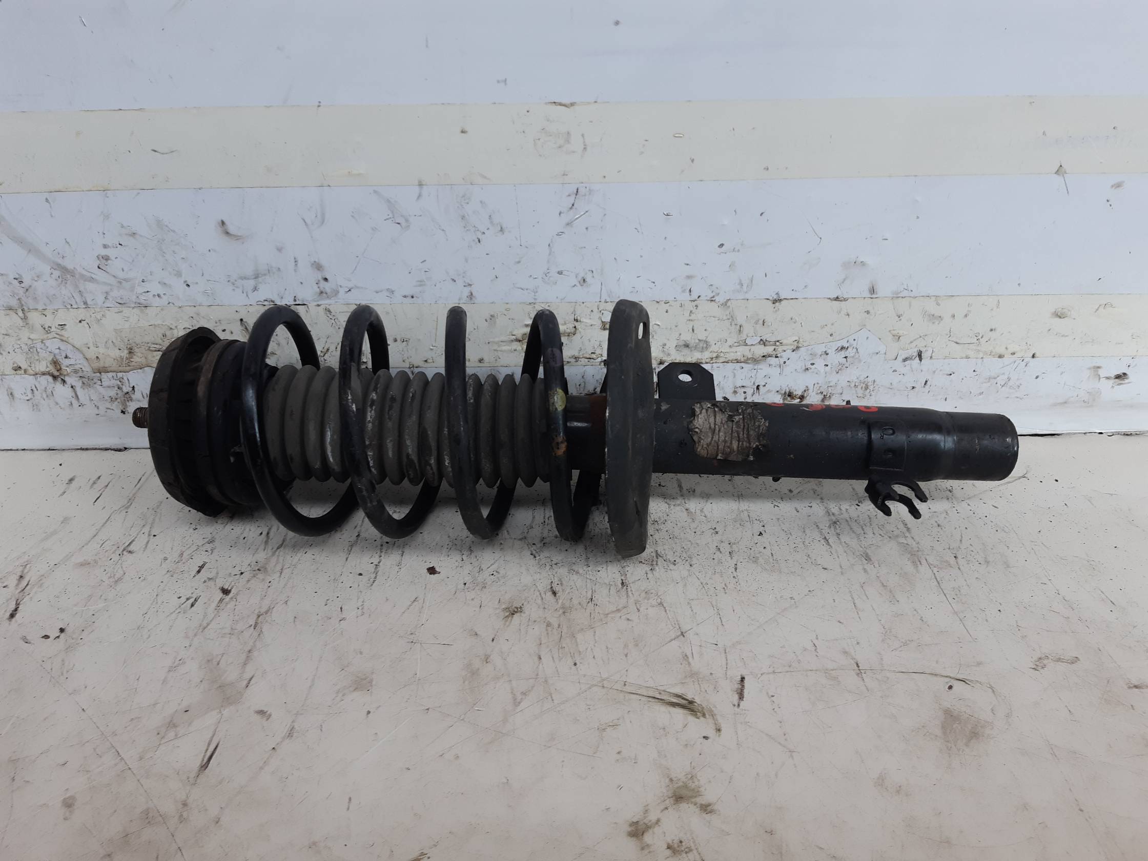 Ammortizzatore ant. dx.