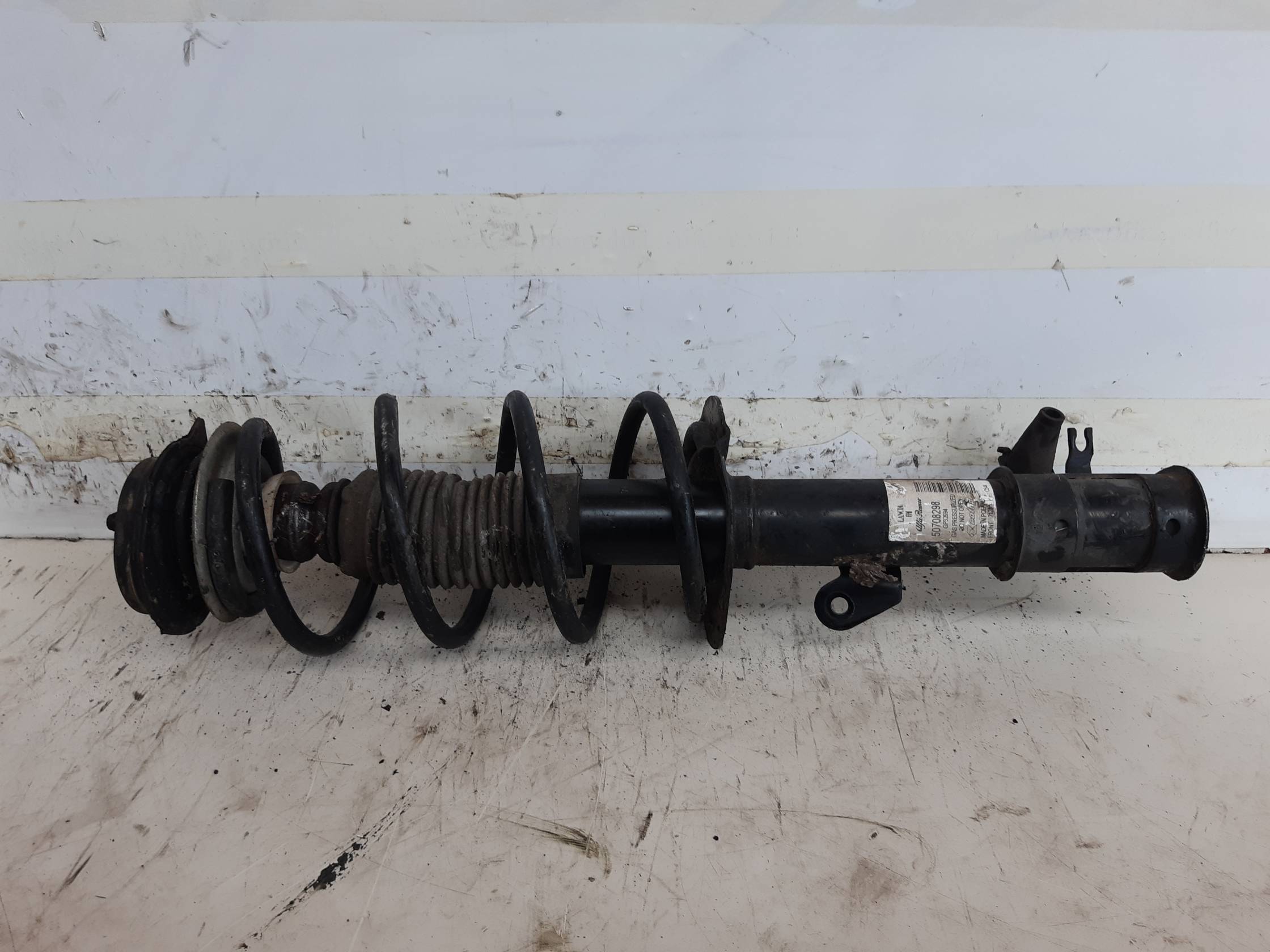 Ammortizzatore ant. dx.