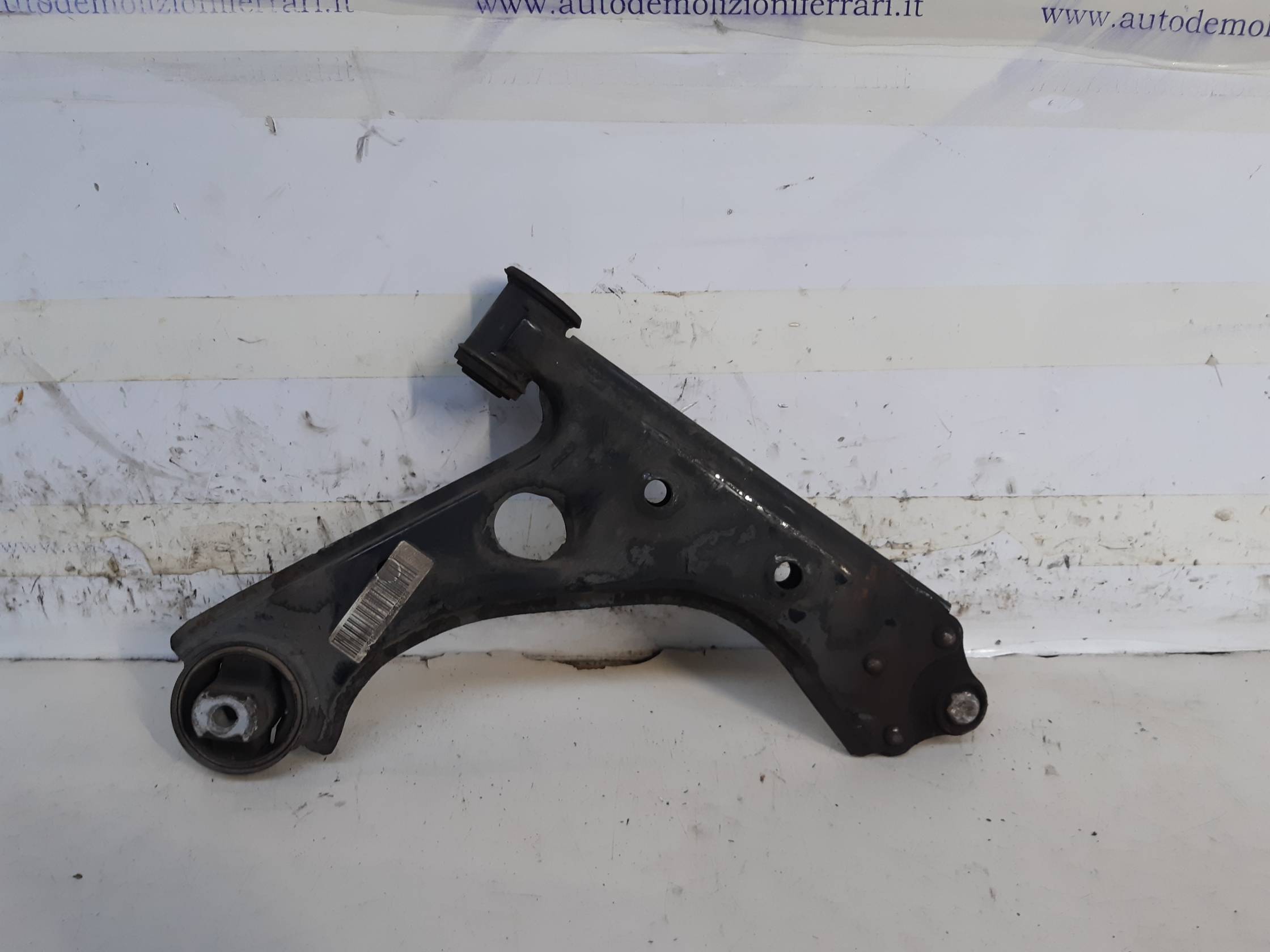 Braccio oscillante sosp. ant. sx.