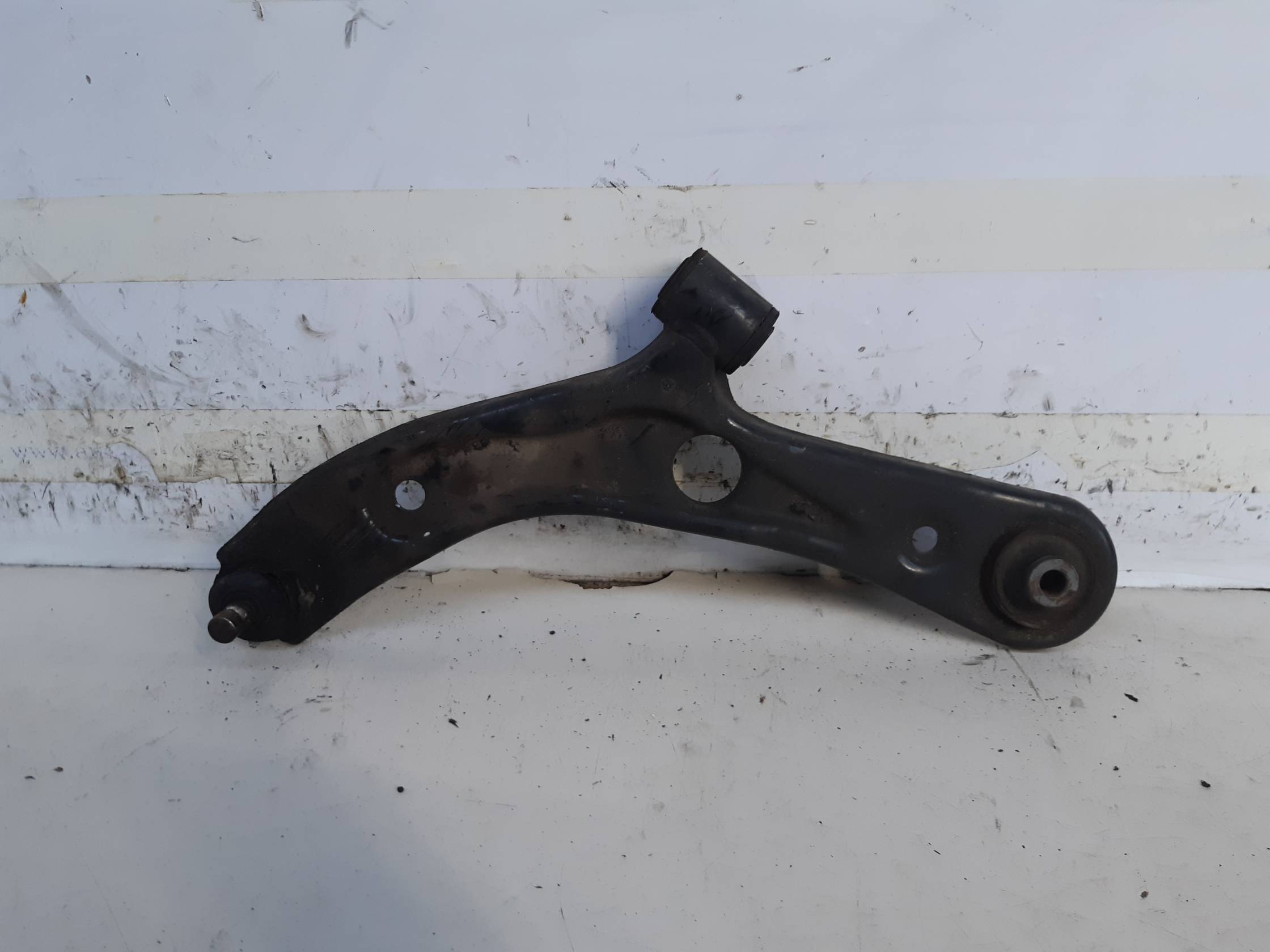 Braccio oscillante sosp. ant. sx.