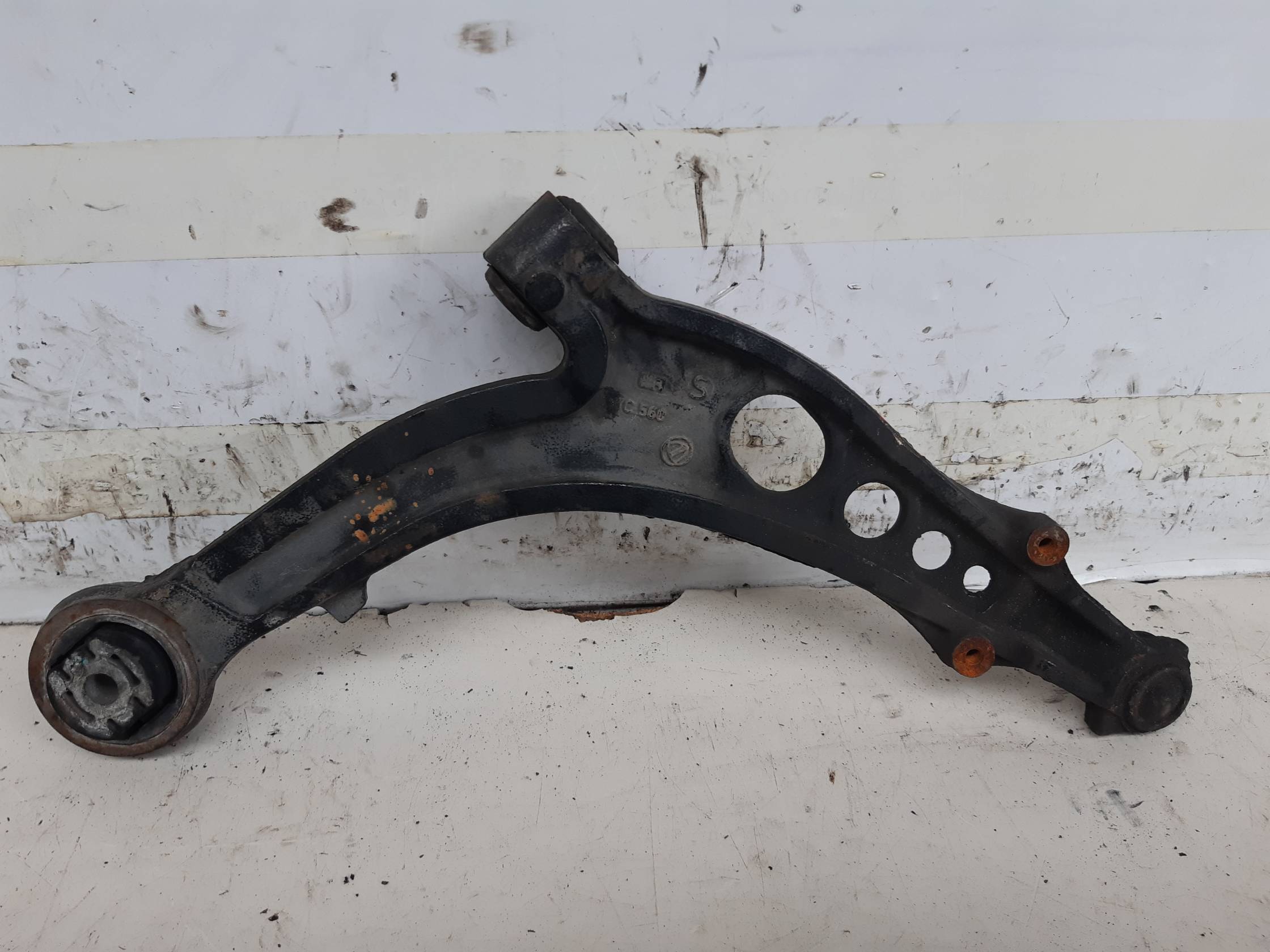 Braccio oscillante sosp. ant. sx. Braccio oscillante sosp. ant. sx.