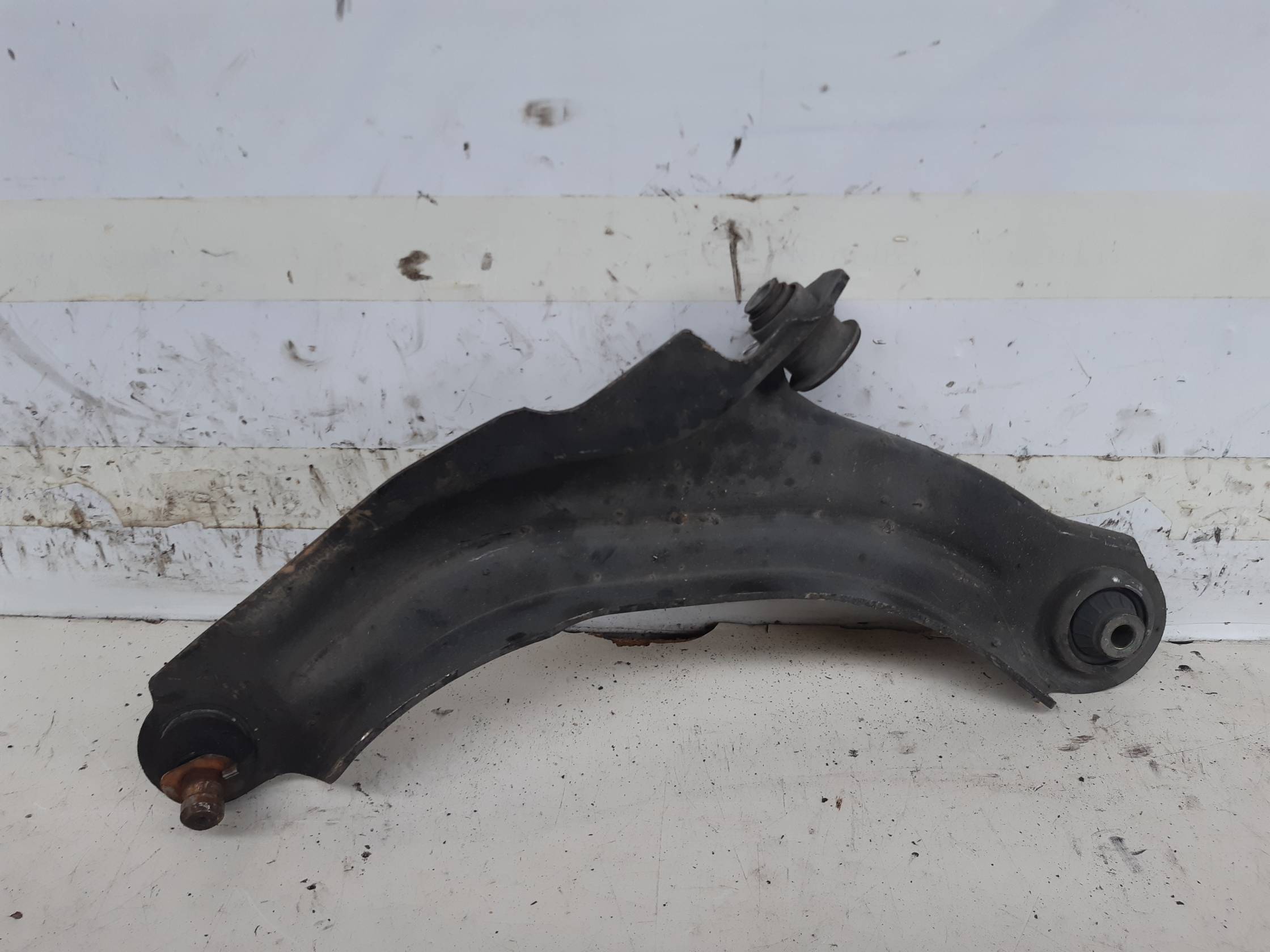 Braccio oscillante sosp. ant. sx.