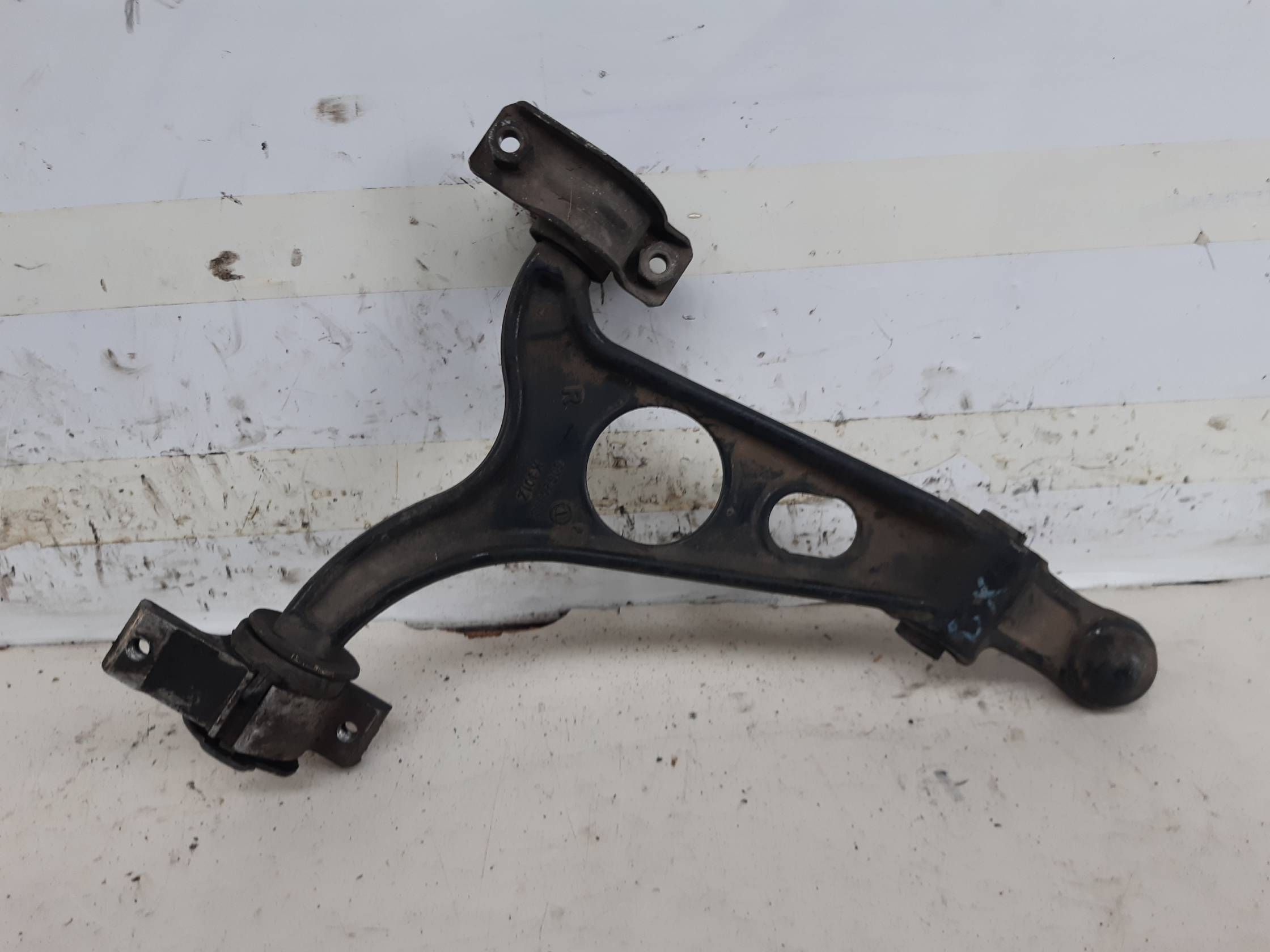 Braccio oscillante inf. sosp. ant. sx.