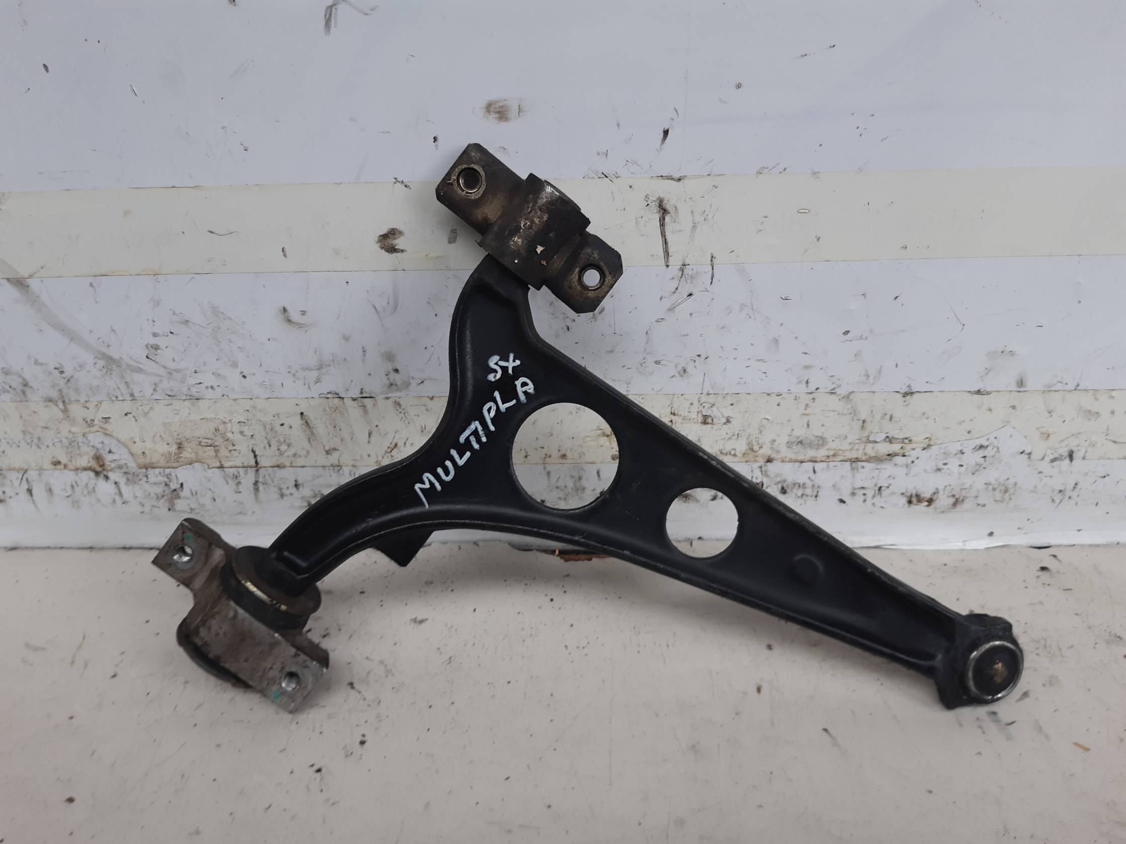 Braccio oscillante sosp. ant. sx.